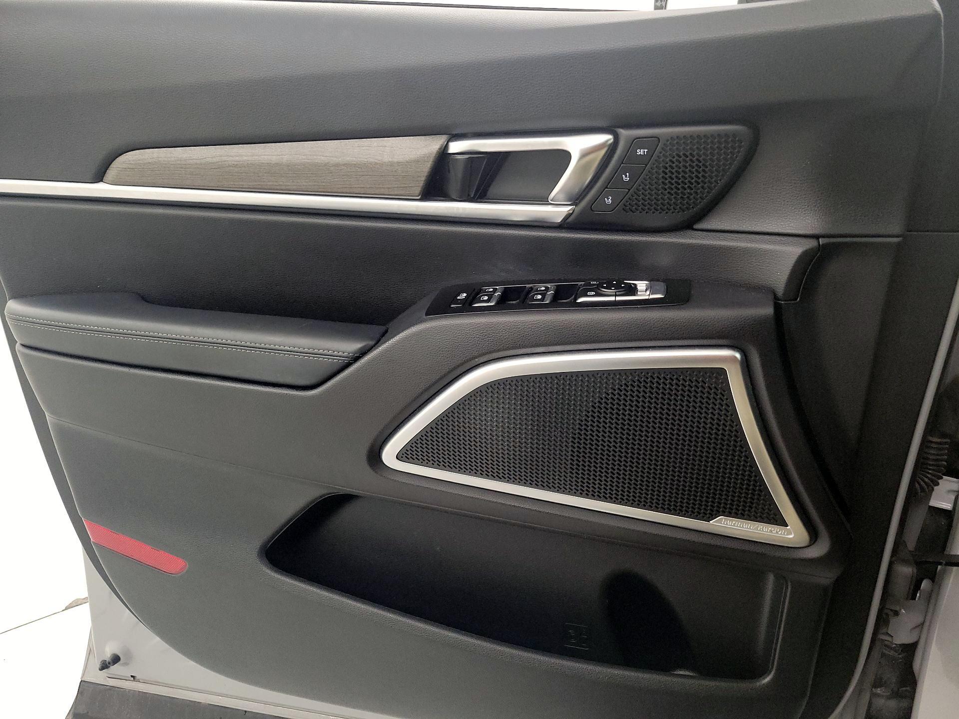 Thumbnail: 2021 Kia Telluride - 12