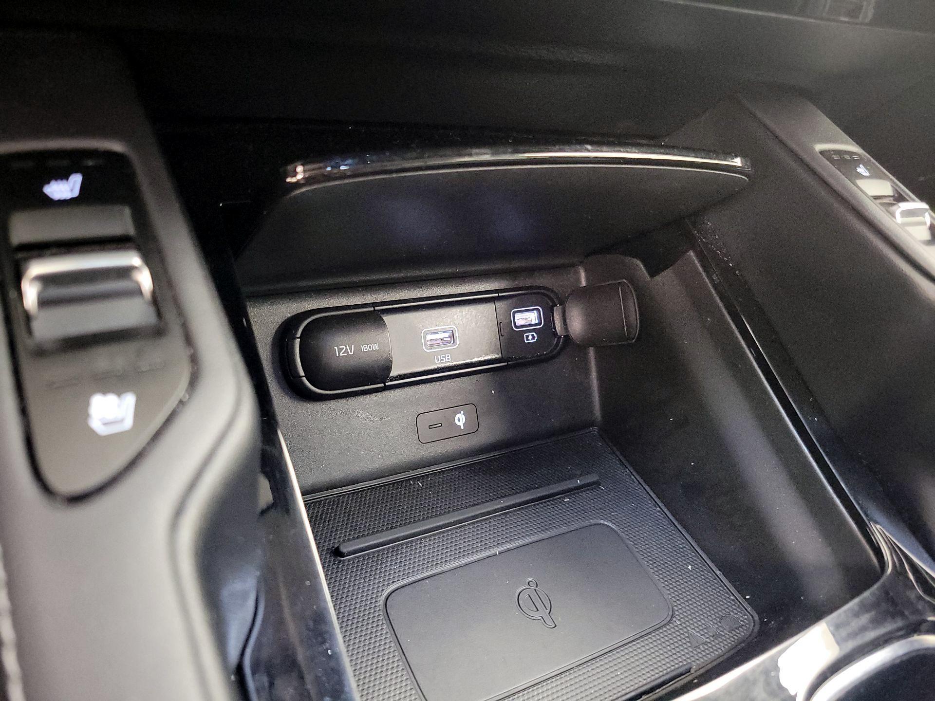 Thumbnail: 2021 Kia Telluride - 19