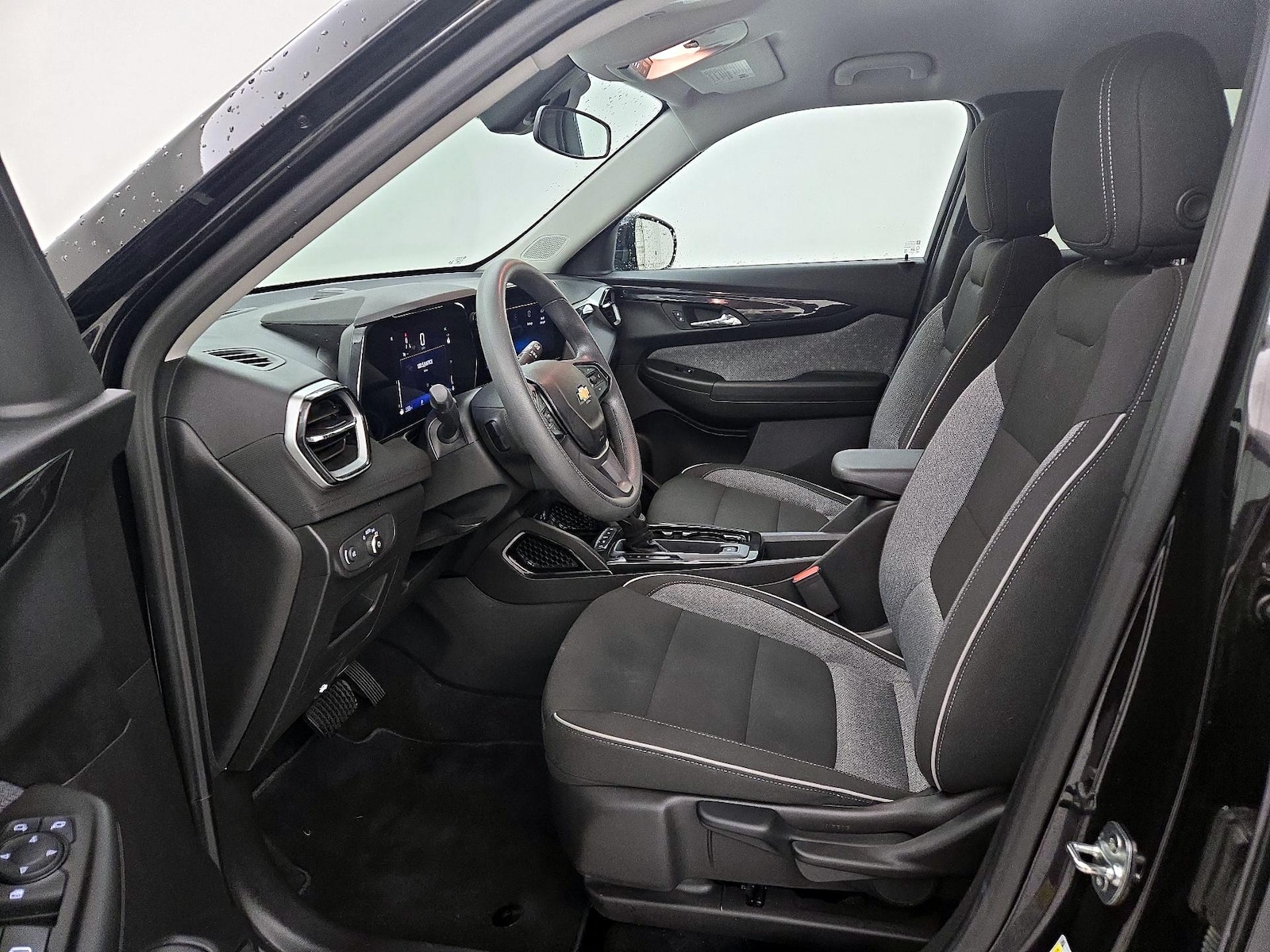 2025 Chevrolet Trailblazer LT - Photo 12