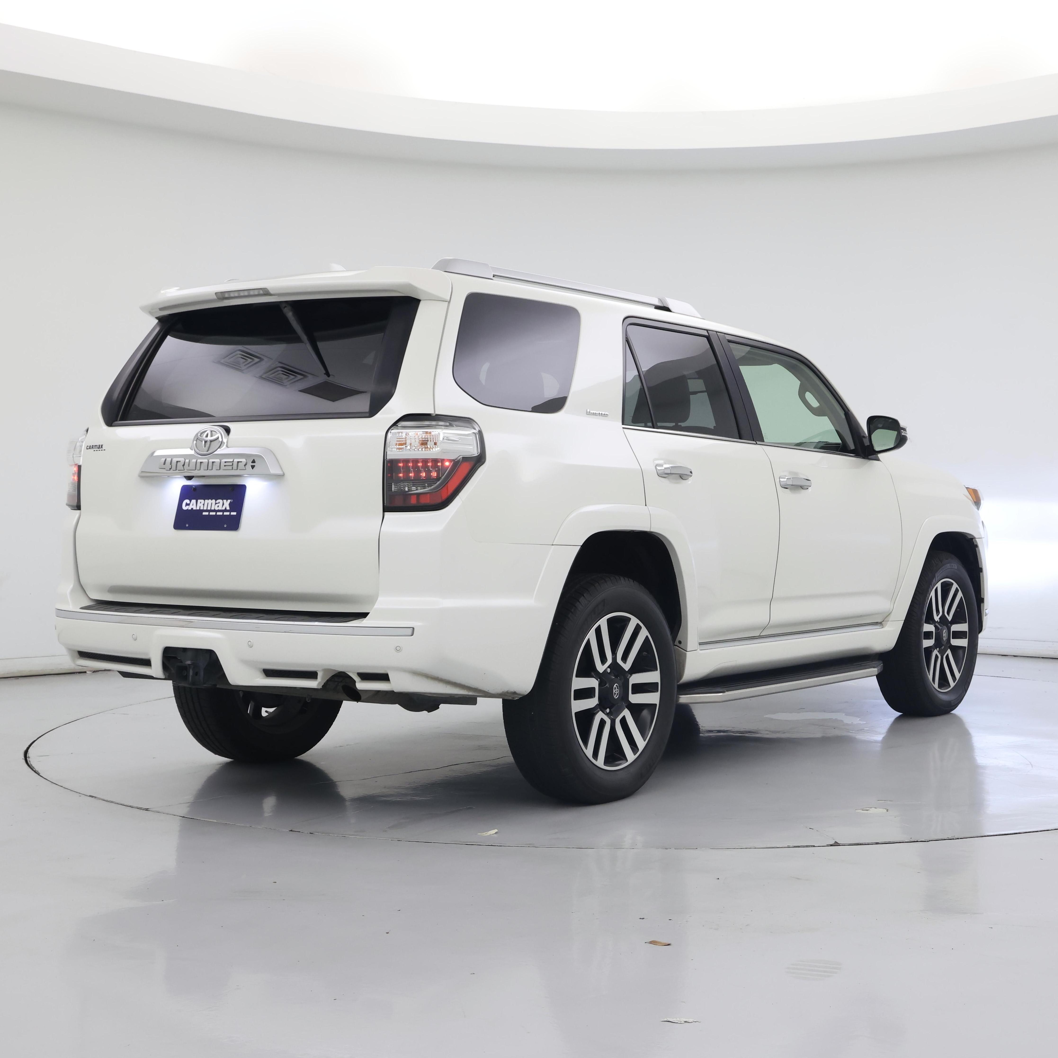 Thumbnail: 2019 Toyota 4Runner - 8