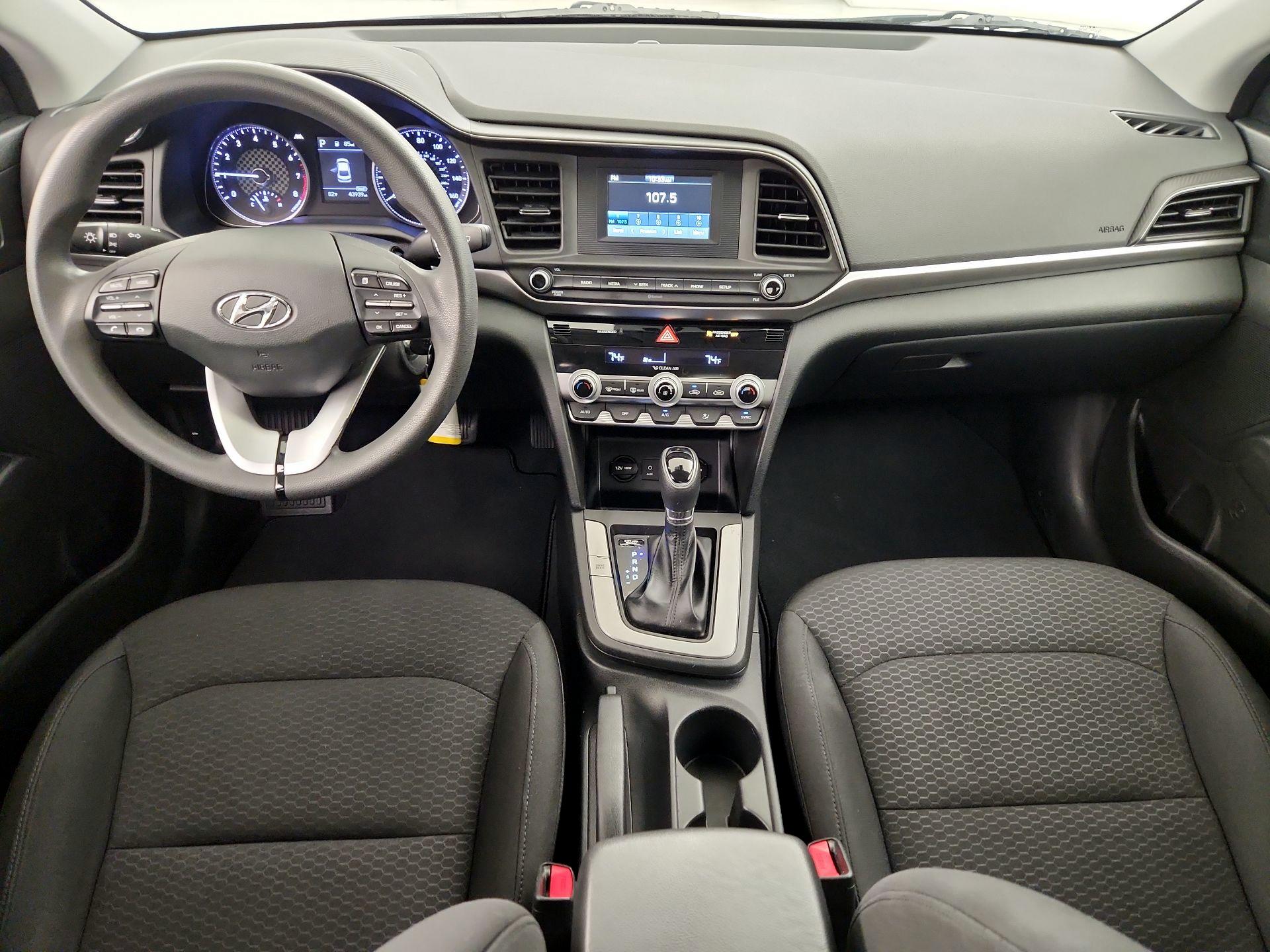 Thumbnail: 2020 Hyundai Elantra - 9
