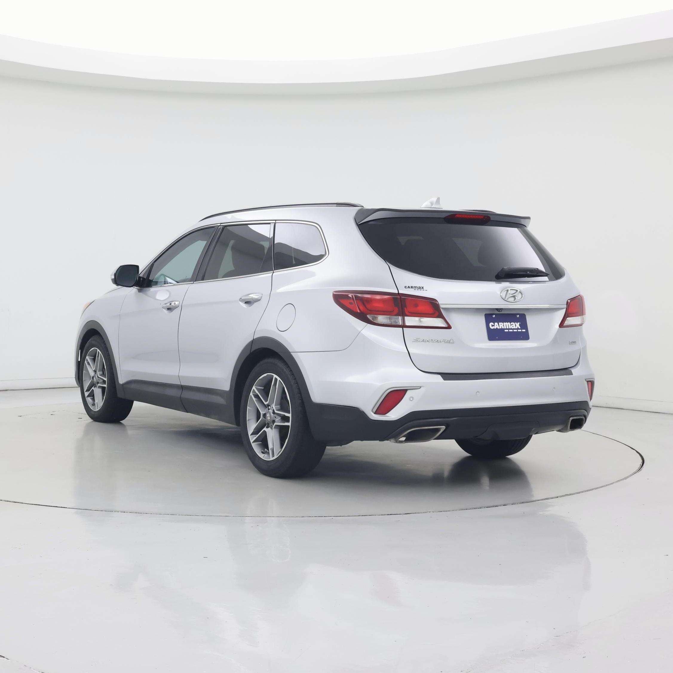 Thumbnail: 2018 Hyundai Santa Fe - 2