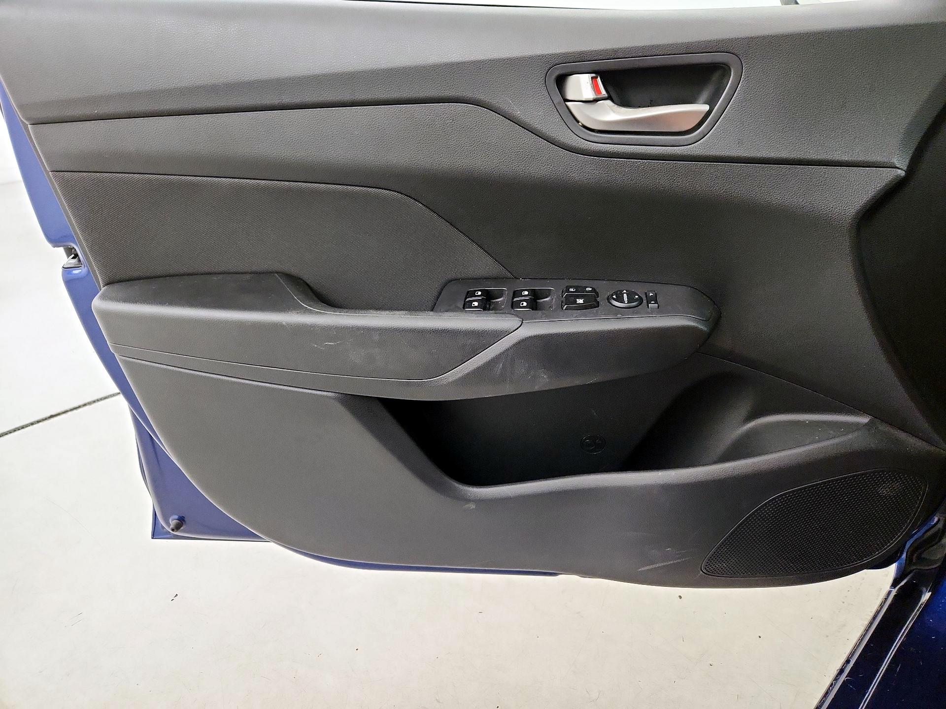 Thumbnail: 2020 Hyundai Accent - 12