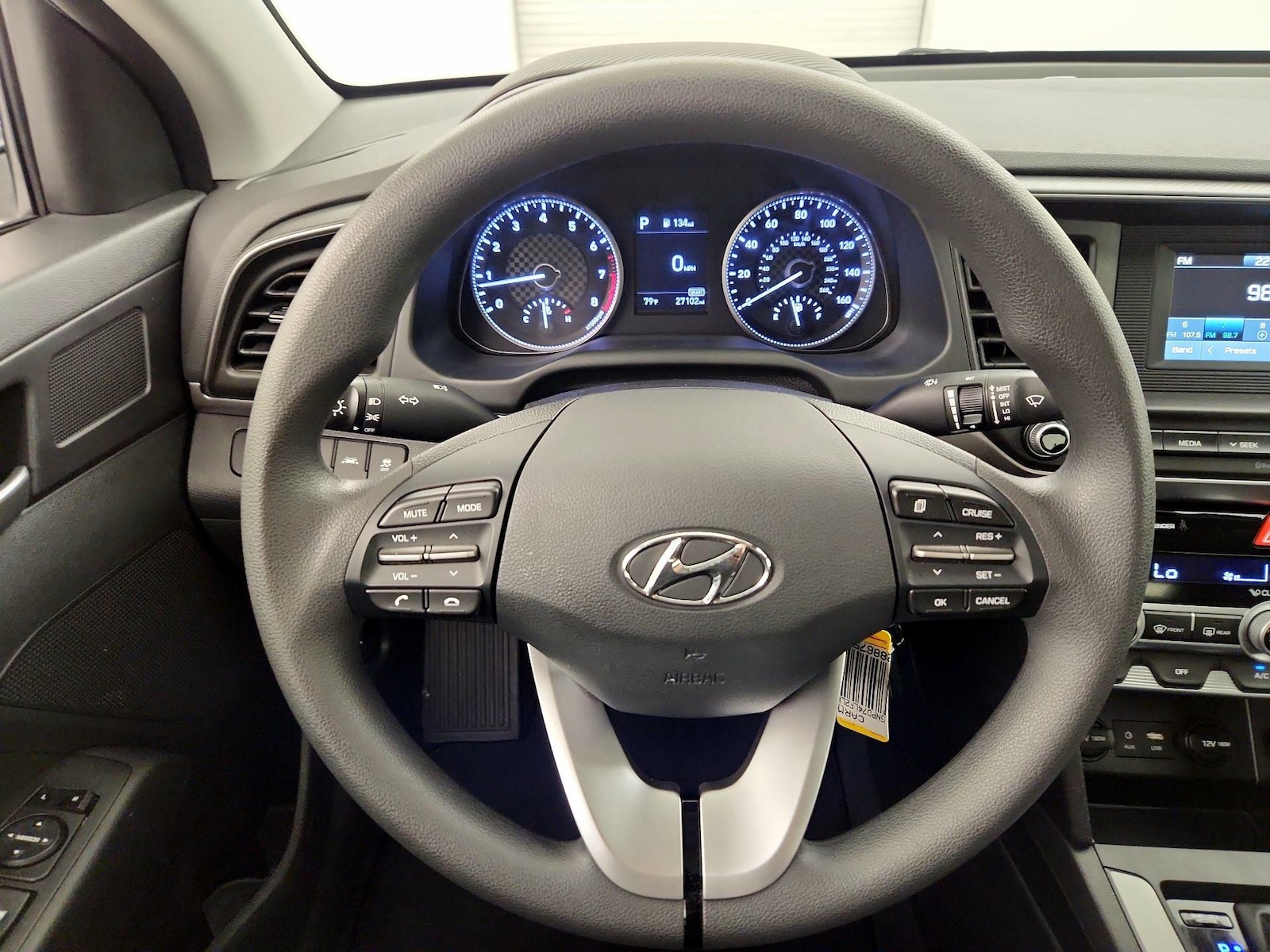 2020 Hyundai Elantra SE - Photo 11