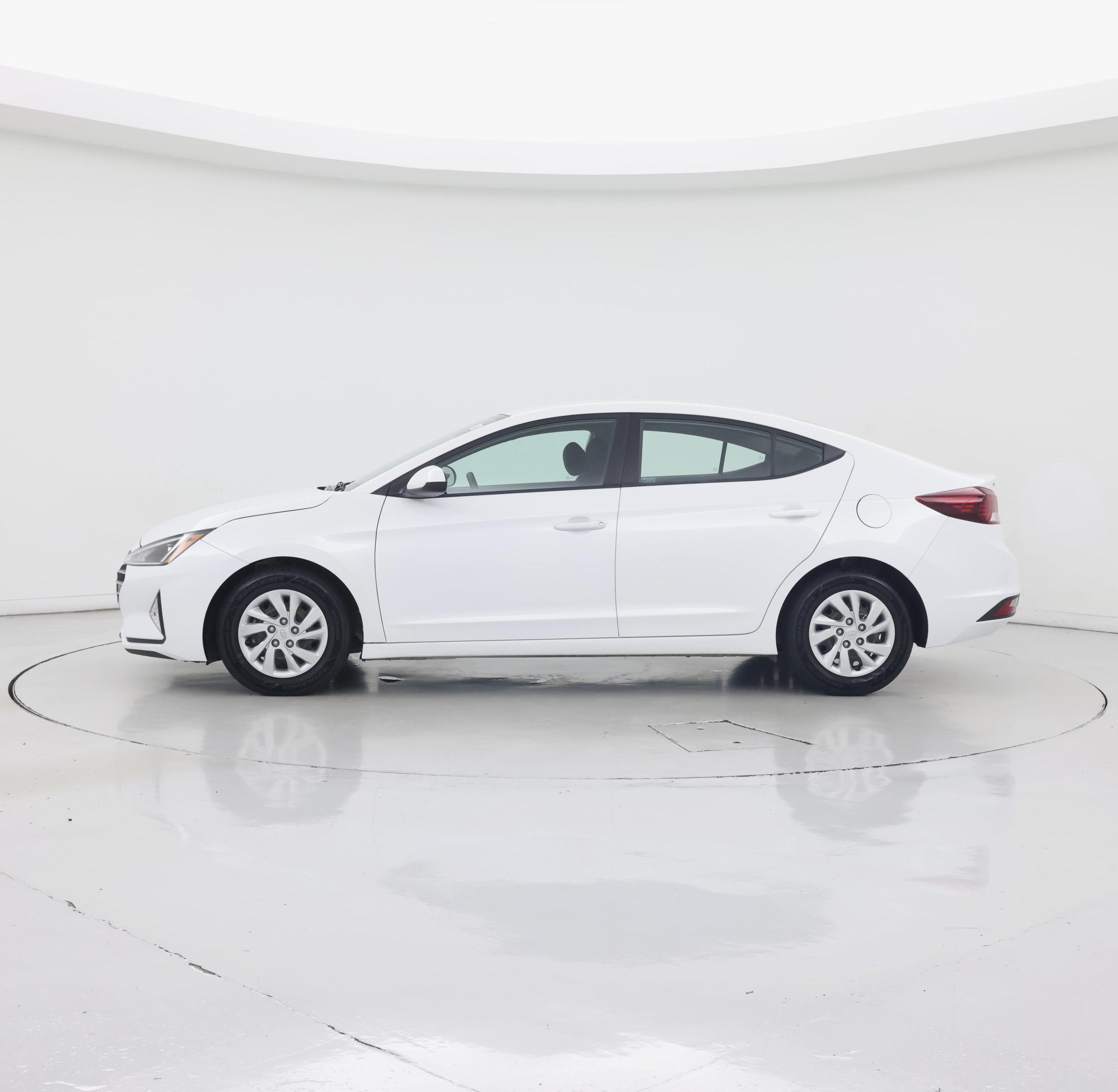 Thumbnail: 2020 Hyundai Elantra - 3