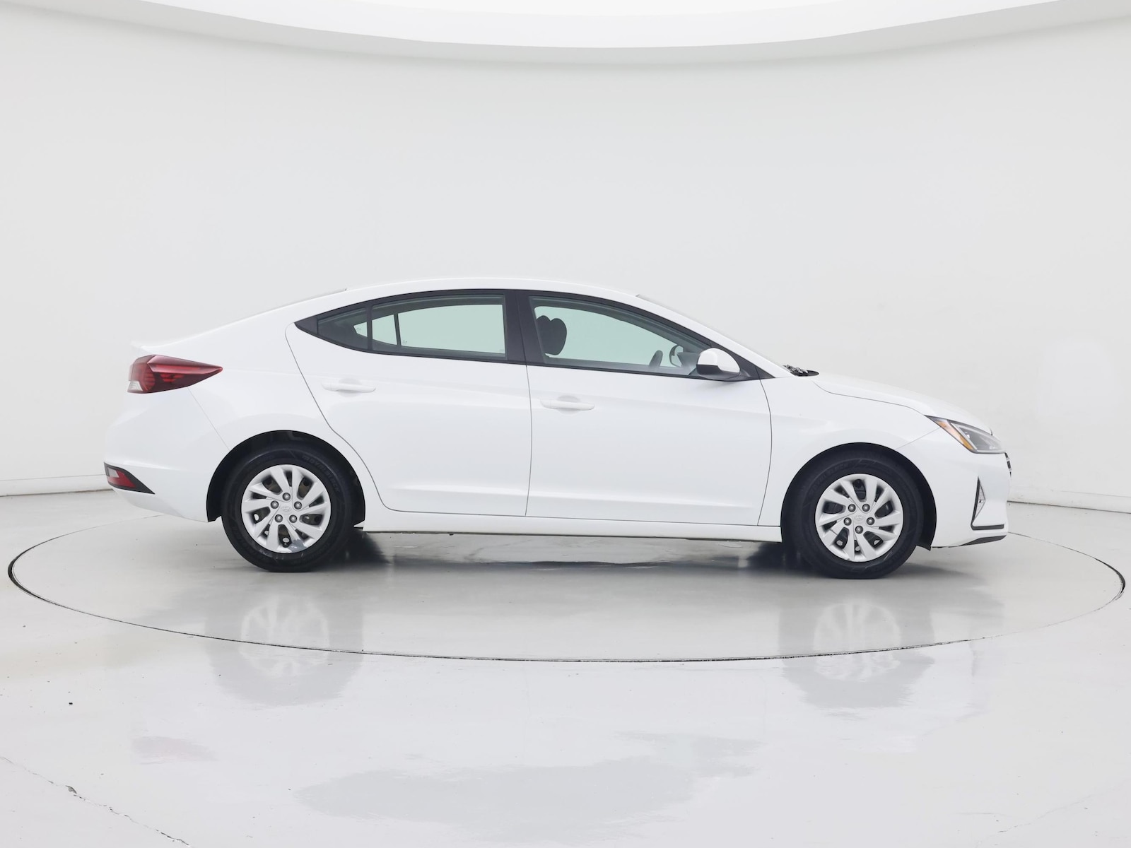 2020 Hyundai Elantra SE - Photo 8