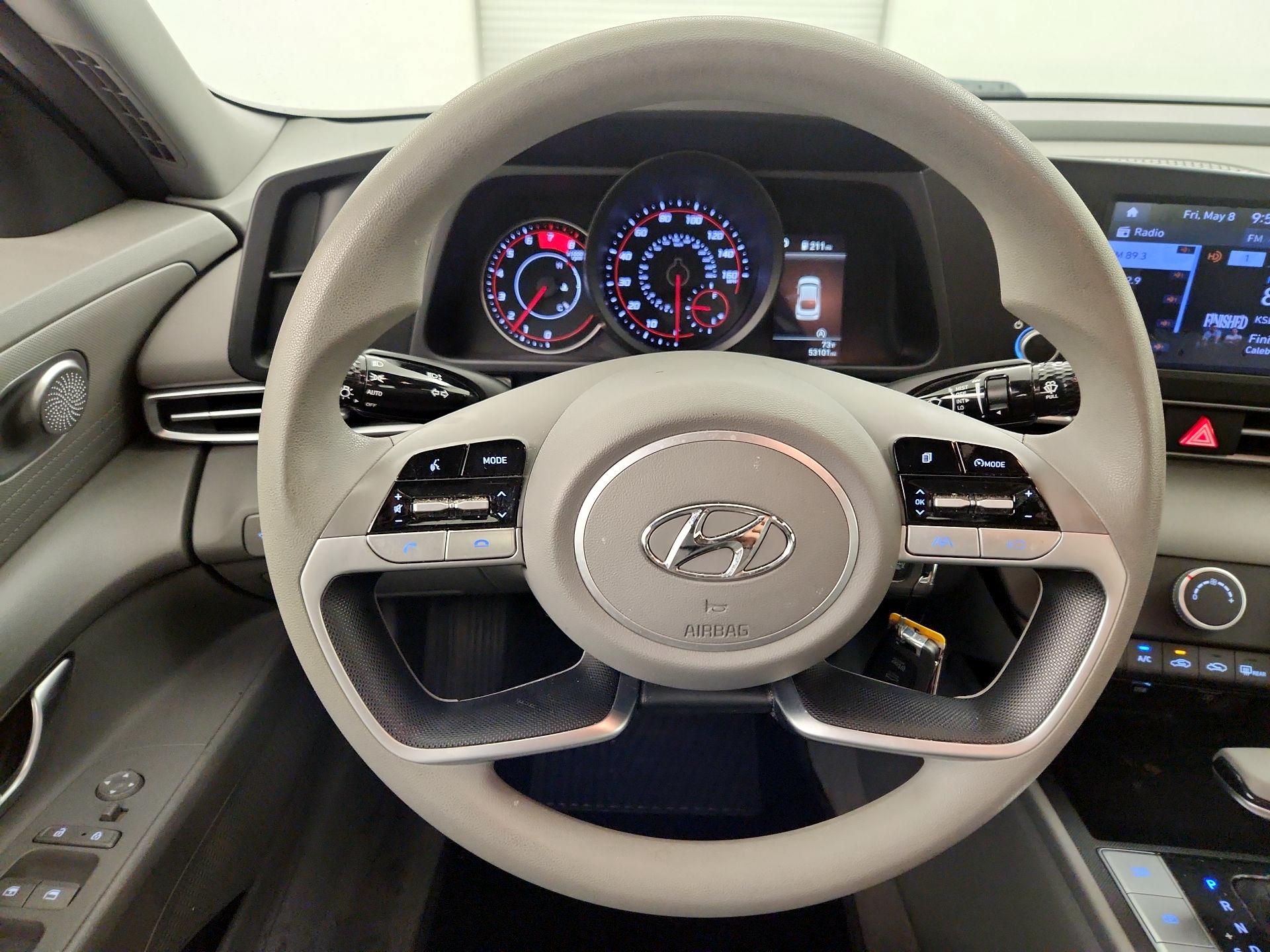 Thumbnail: 2021 Hyundai Elantra - 10