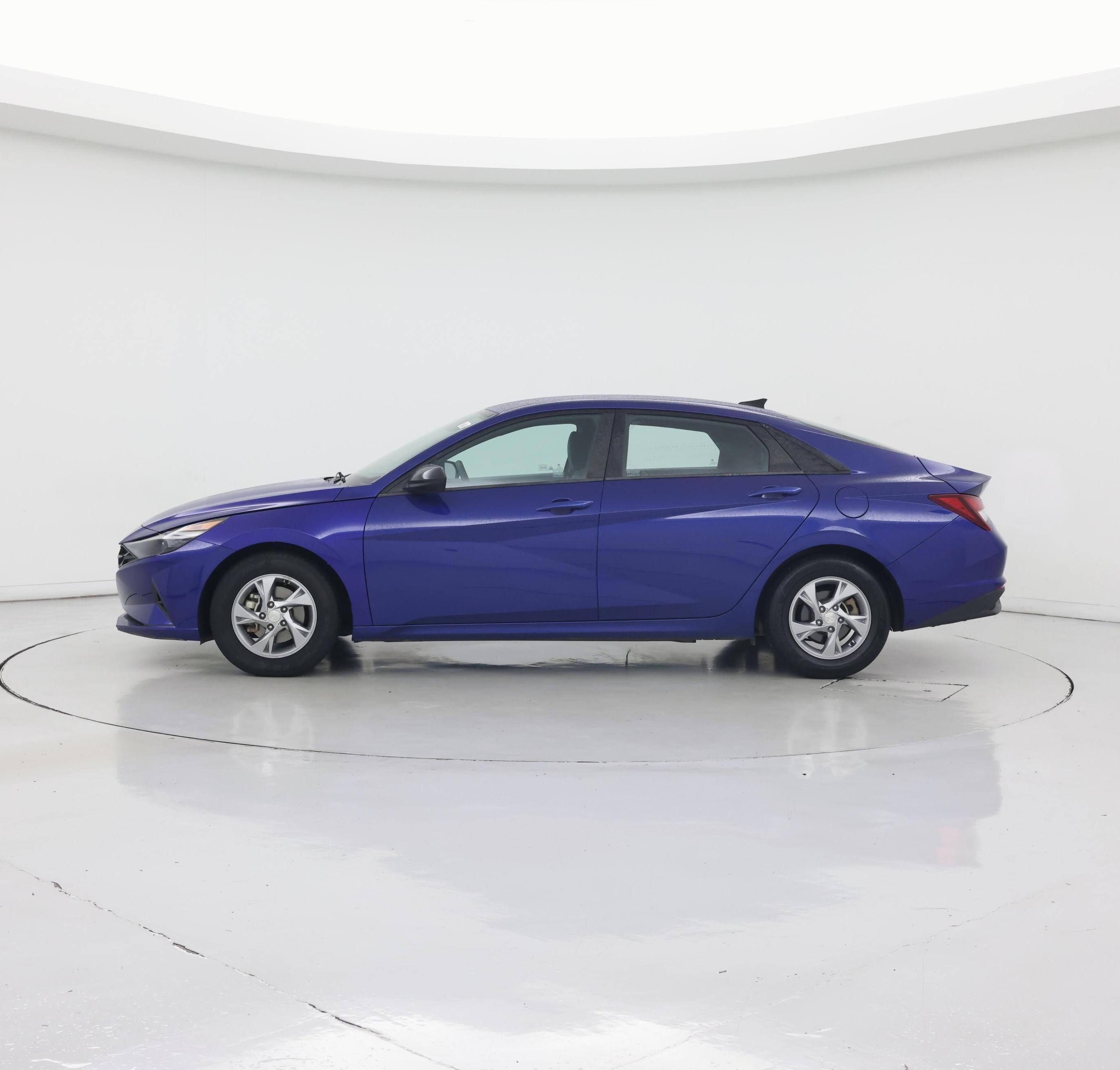 Thumbnail: 2021 Hyundai Elantra - 3