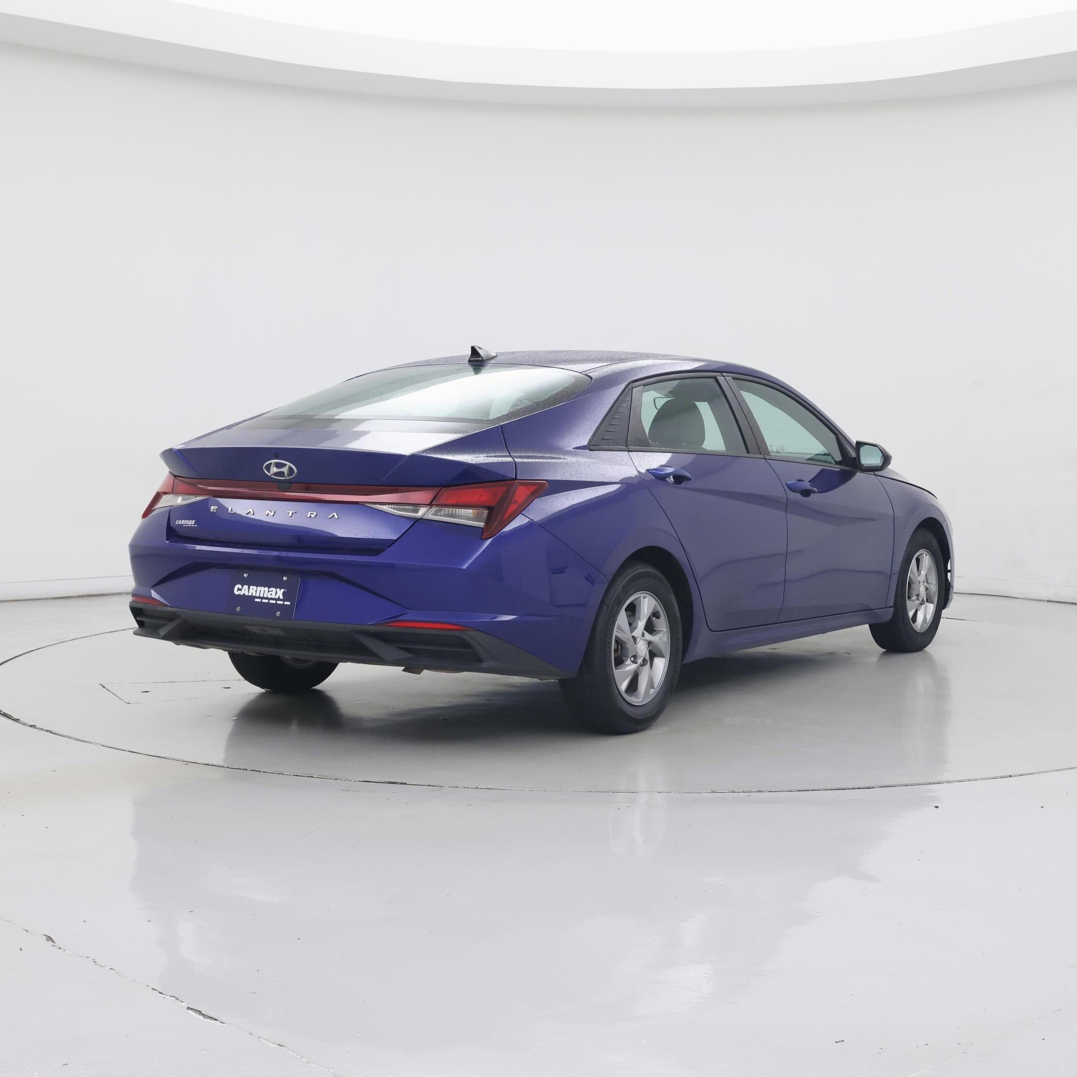 Thumbnail: 2021 Hyundai Elantra - 8