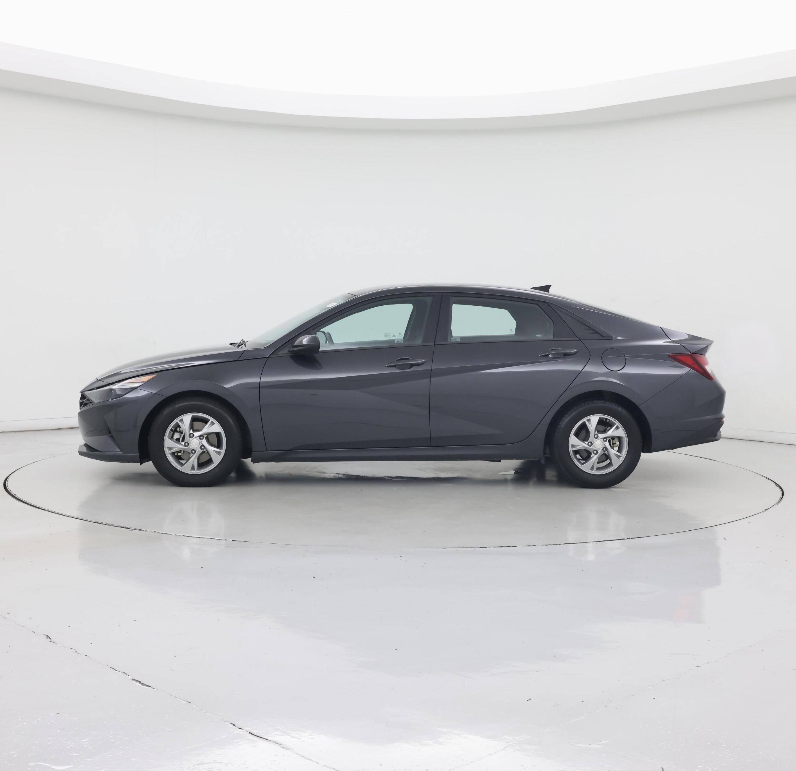 Thumbnail: 2021 Hyundai Elantra - 3