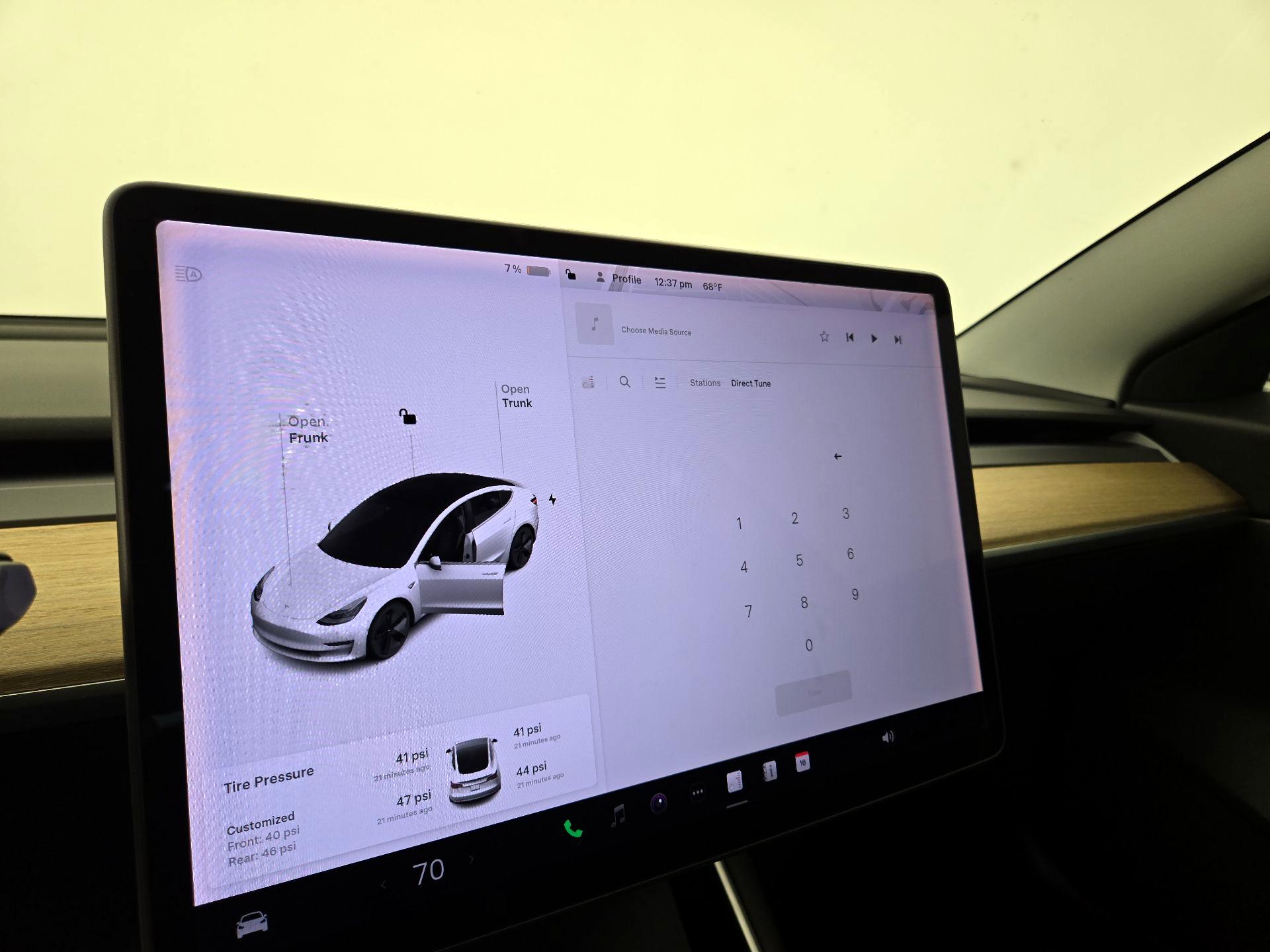 Thumbnail: 2020 Tesla Model 3 - 15