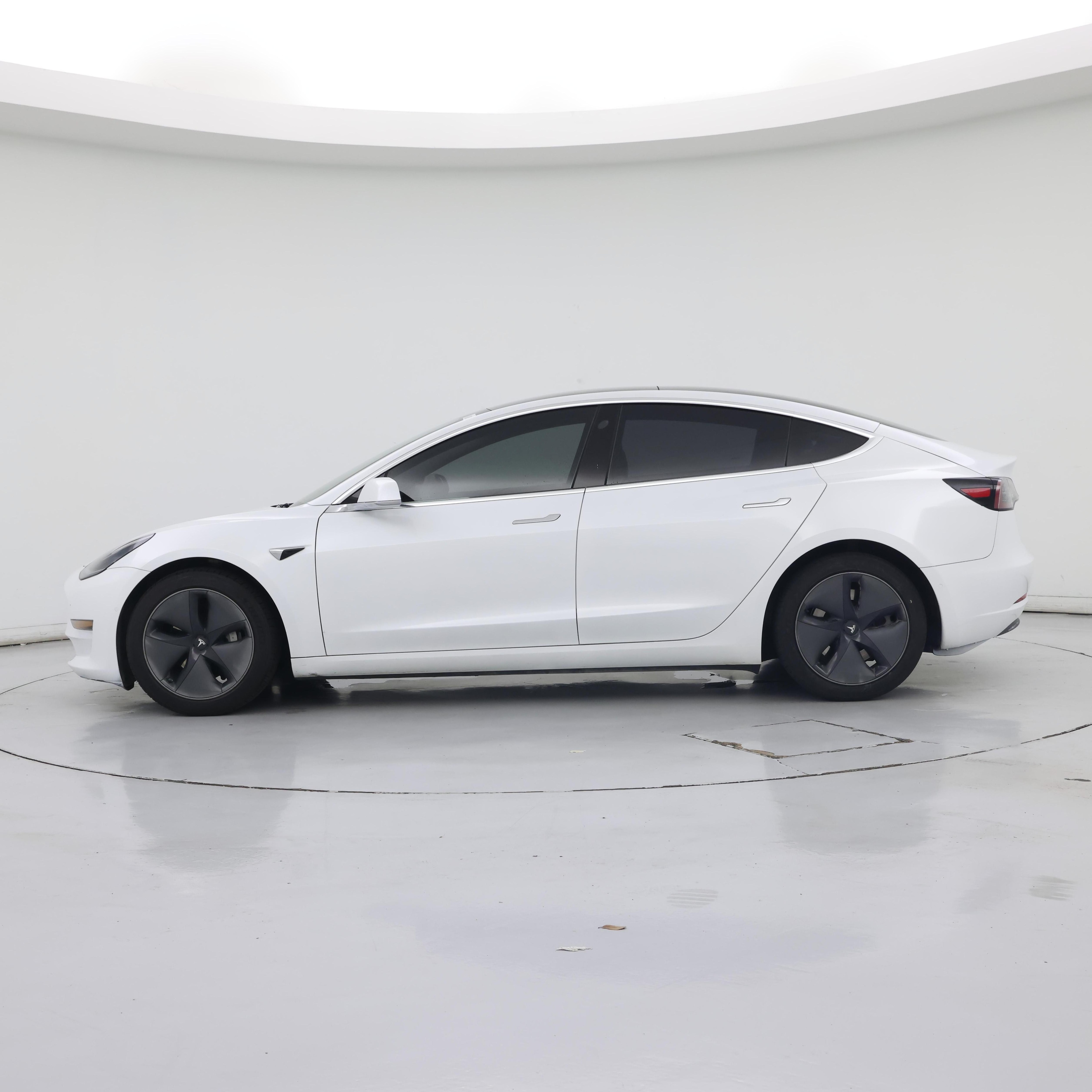 Thumbnail: 2020 Tesla Model 3 - 3