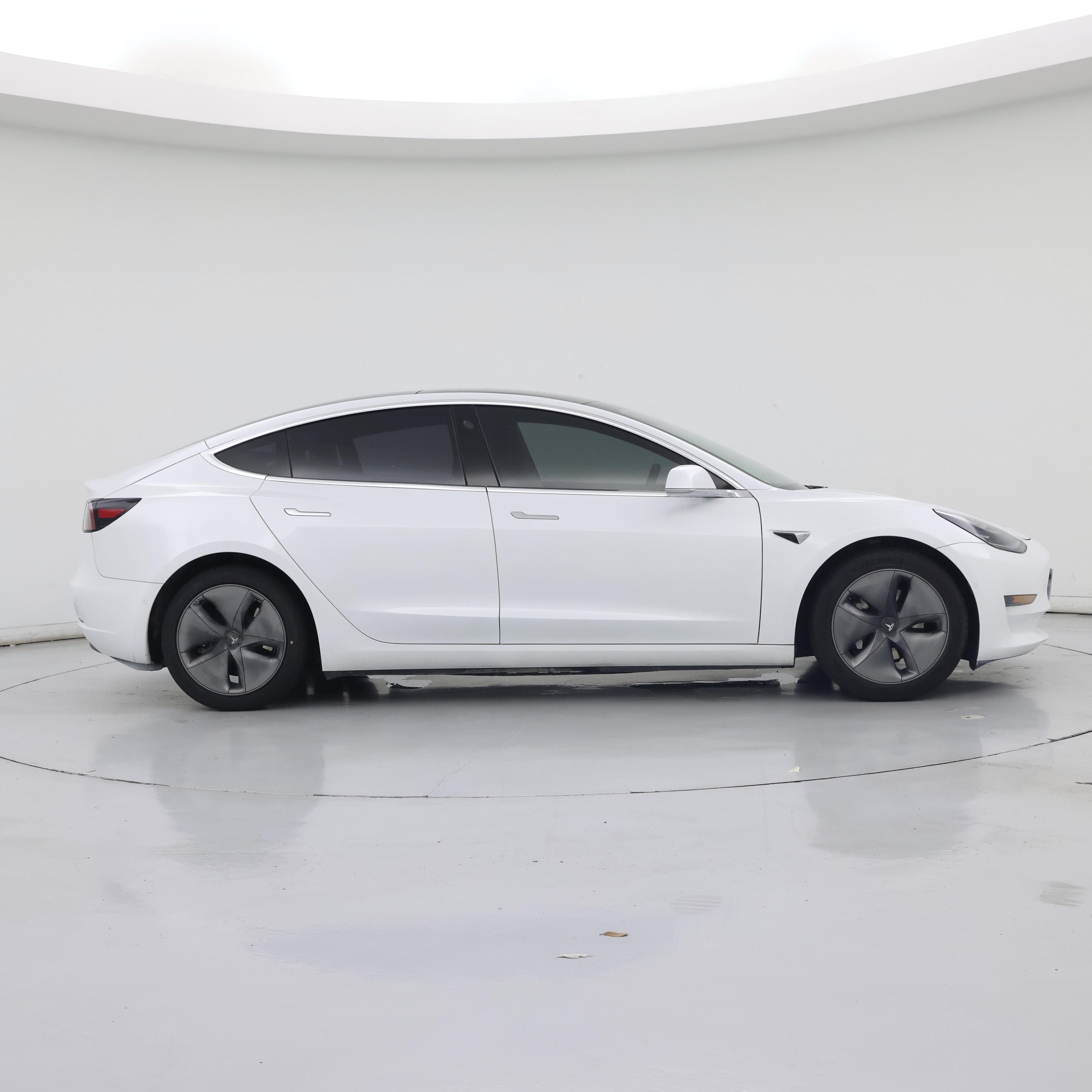 Thumbnail: 2020 Tesla Model 3 - 7