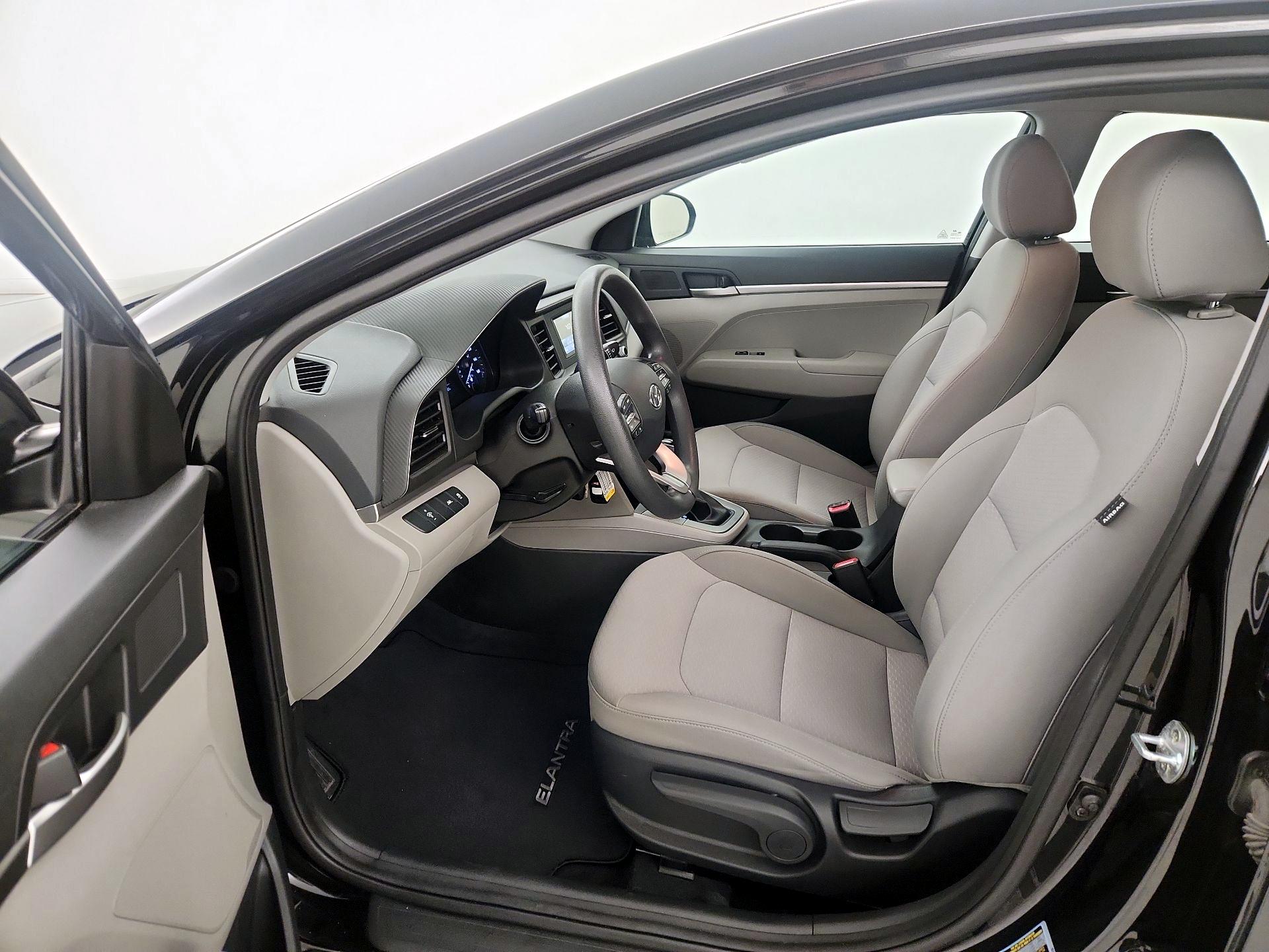 Thumbnail: 2020 Hyundai Elantra - 11
