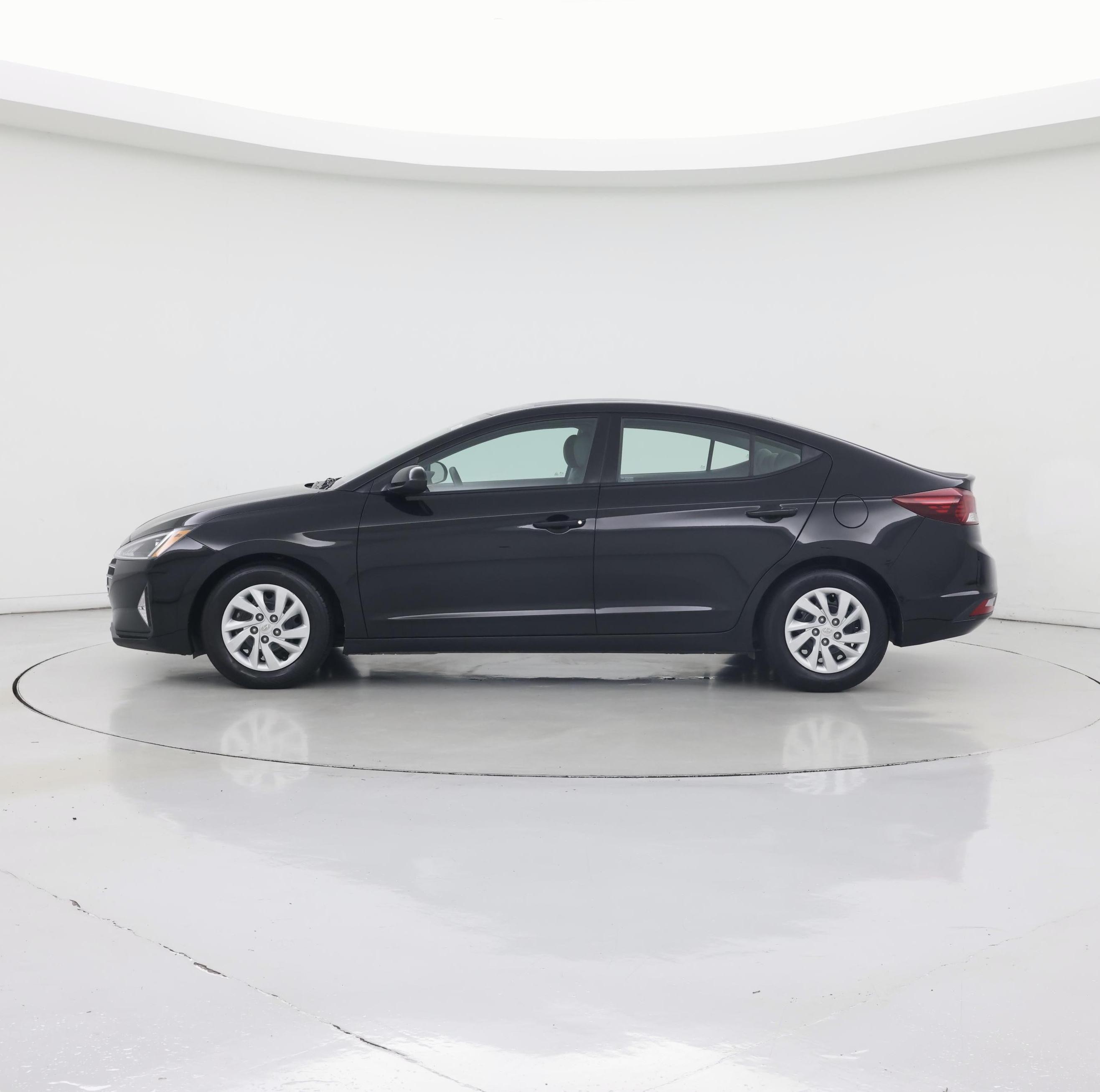 Thumbnail: 2020 Hyundai Elantra - 3