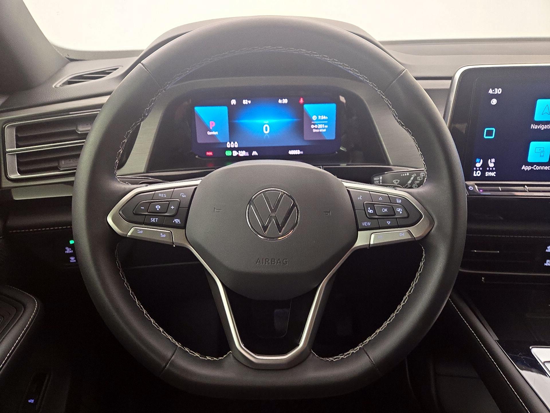 Thumbnail: 2024 Volkswagen Atlas - 10