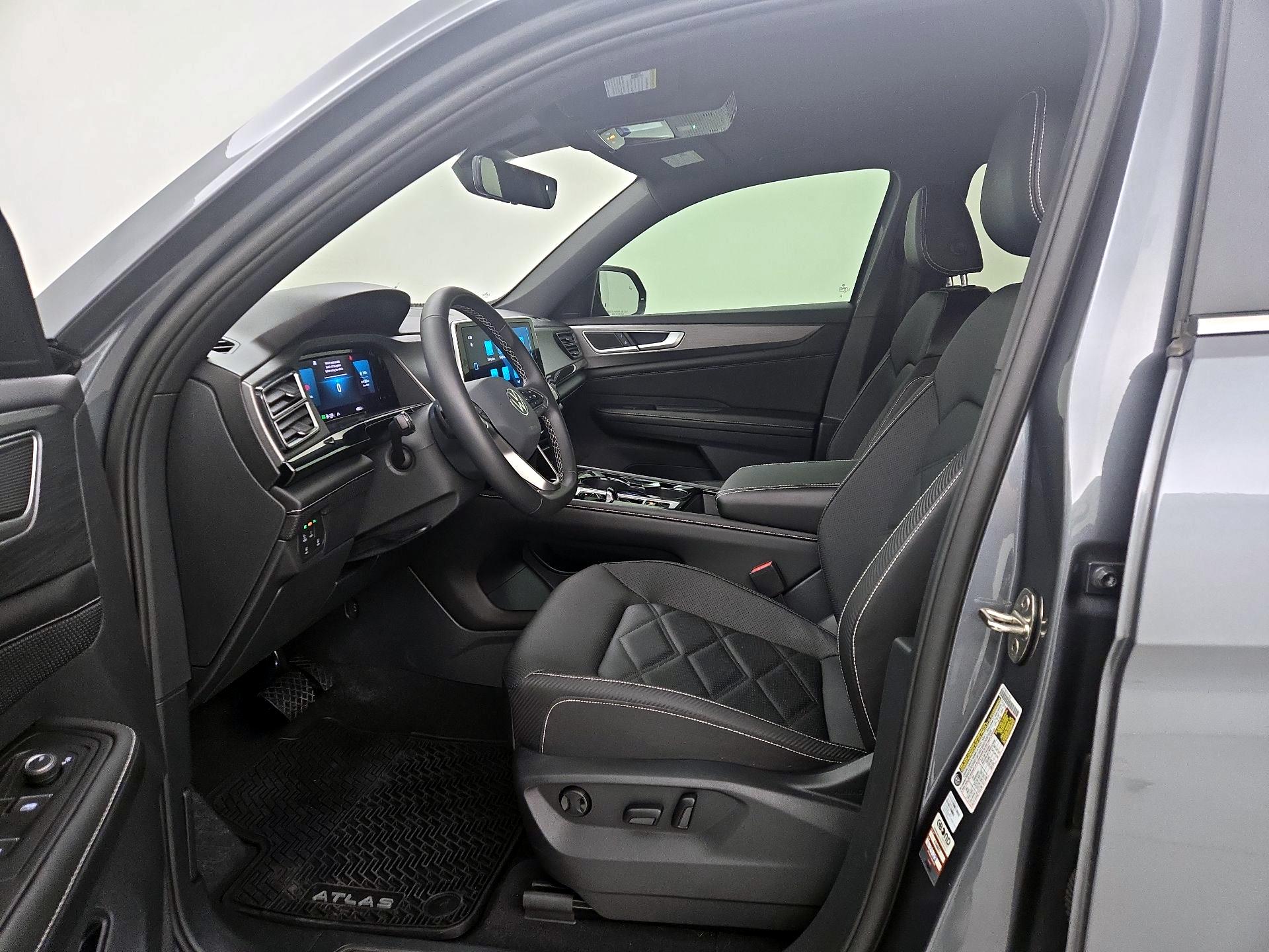 Thumbnail: 2024 Volkswagen Atlas - 11