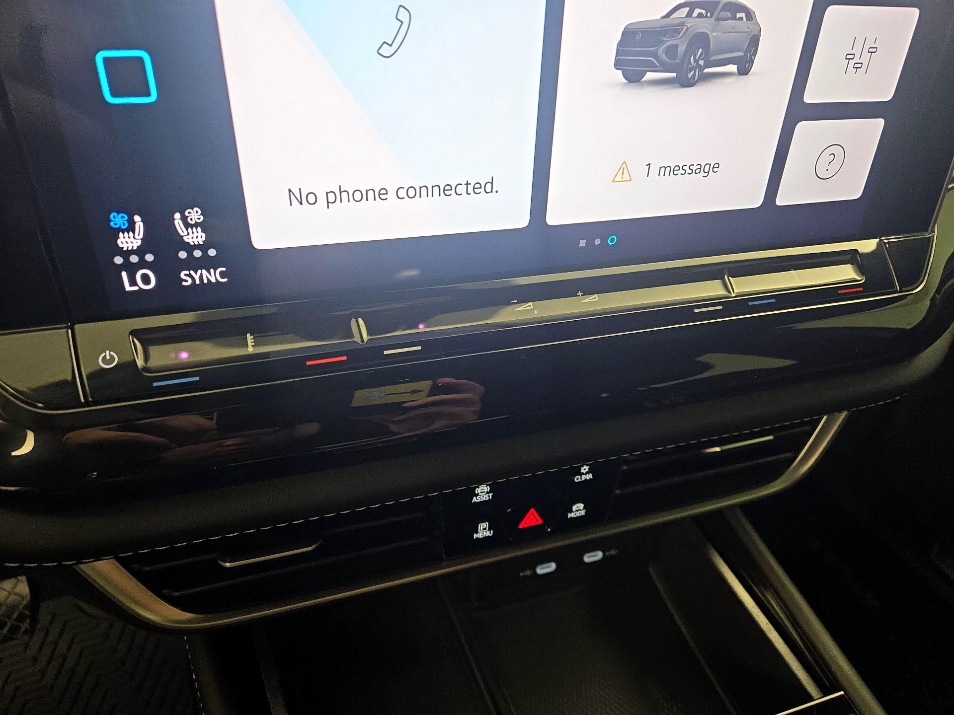 Thumbnail: 2024 Volkswagen Atlas - 16