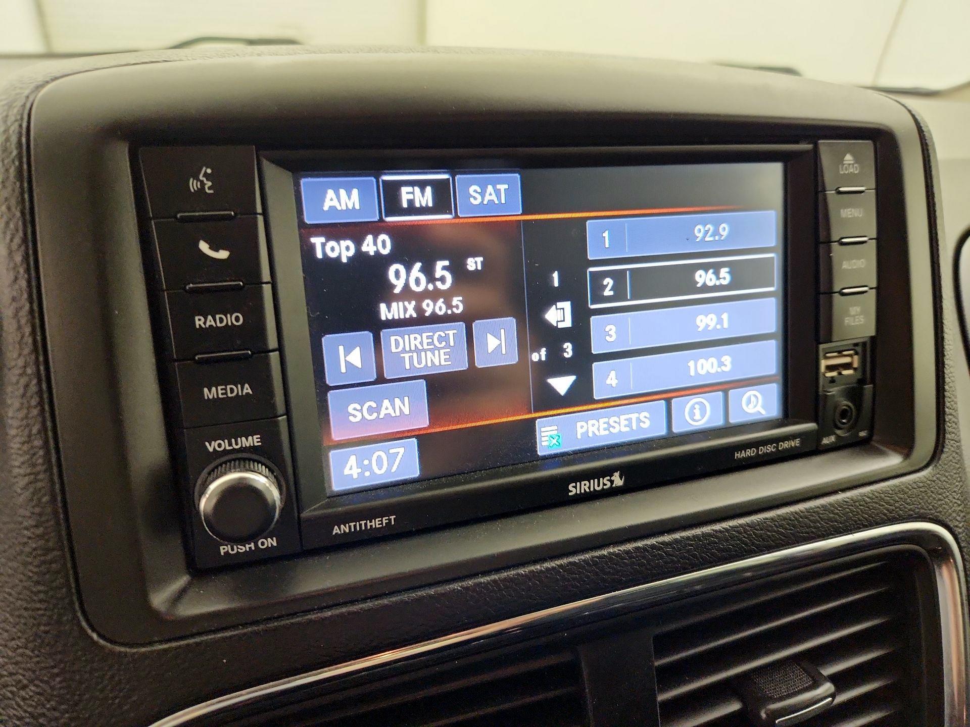 Thumbnail: 2019 Dodge Grand Caravan - 15