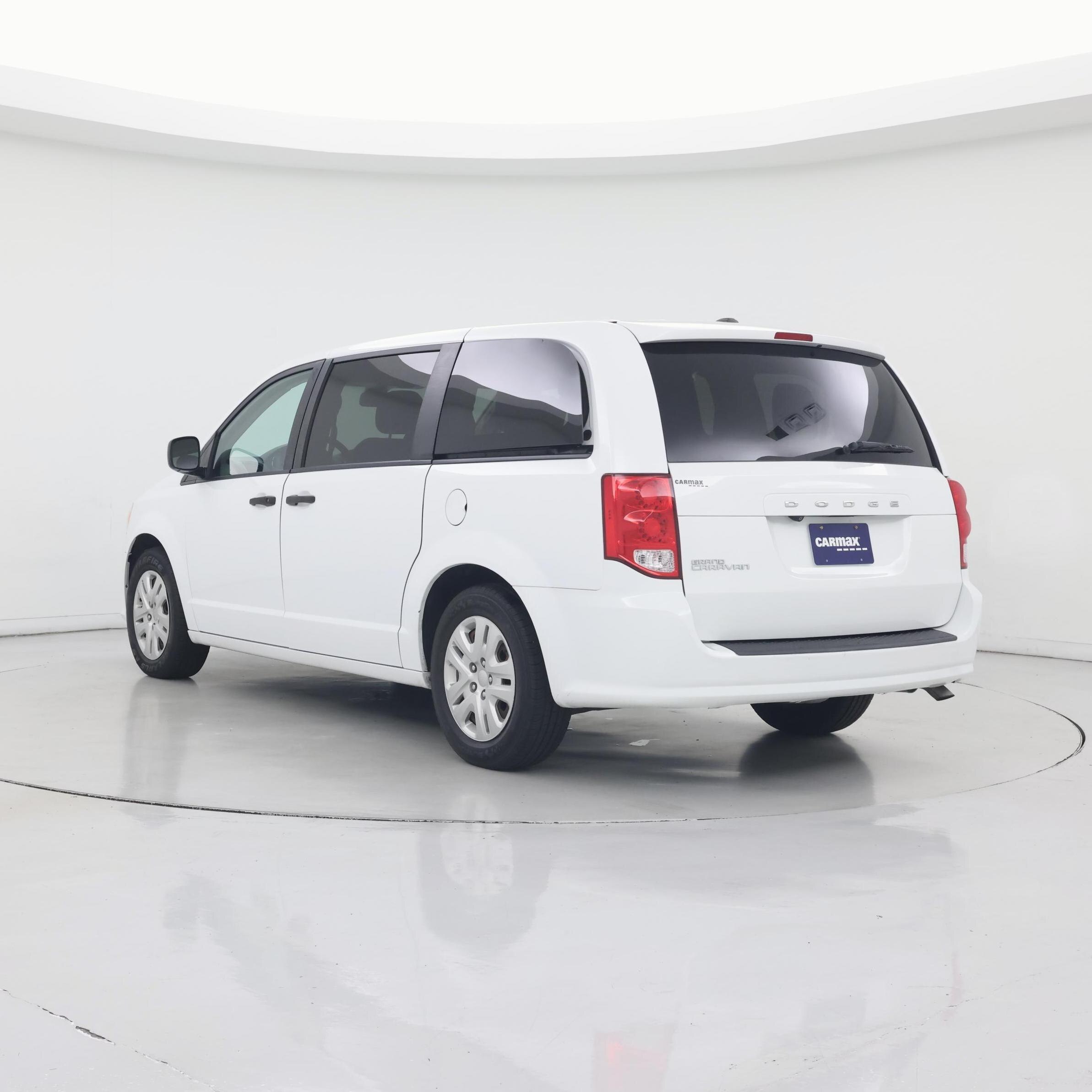 Thumbnail: 2019 Dodge Grand Caravan - 2