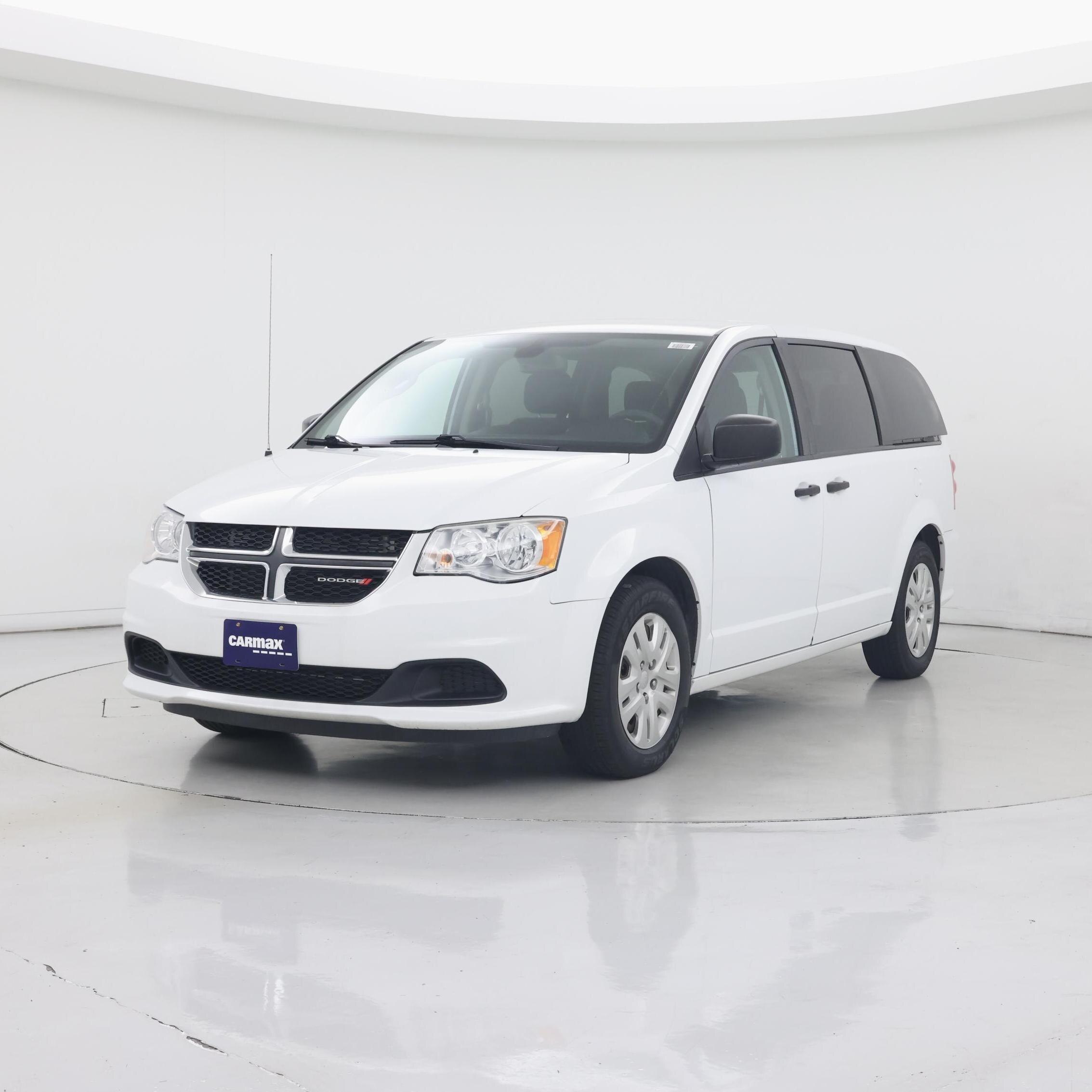 Thumbnail: 2019 Dodge Grand Caravan - 4