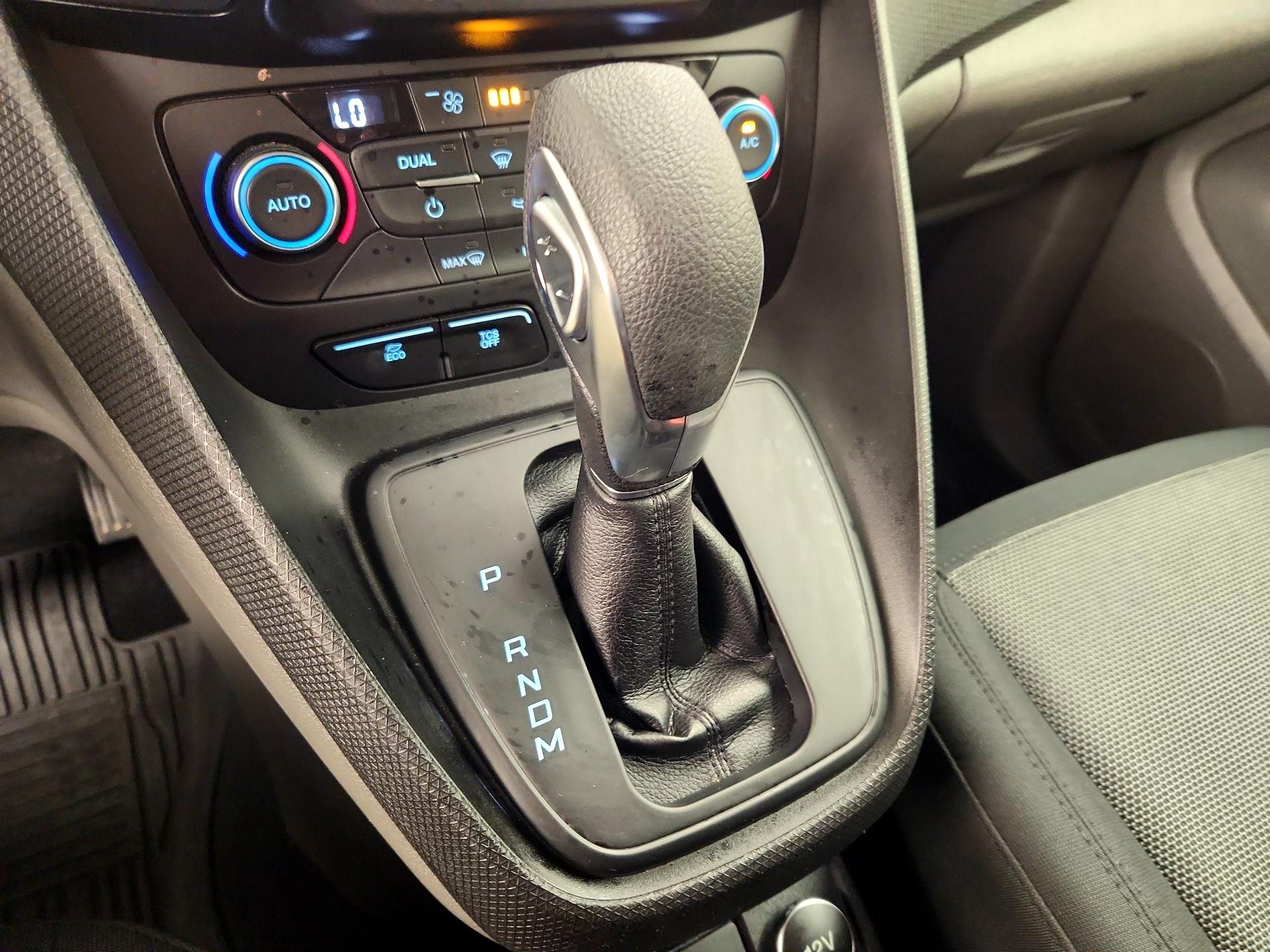 Thumbnail: 2019 Ford Transit Series - 17