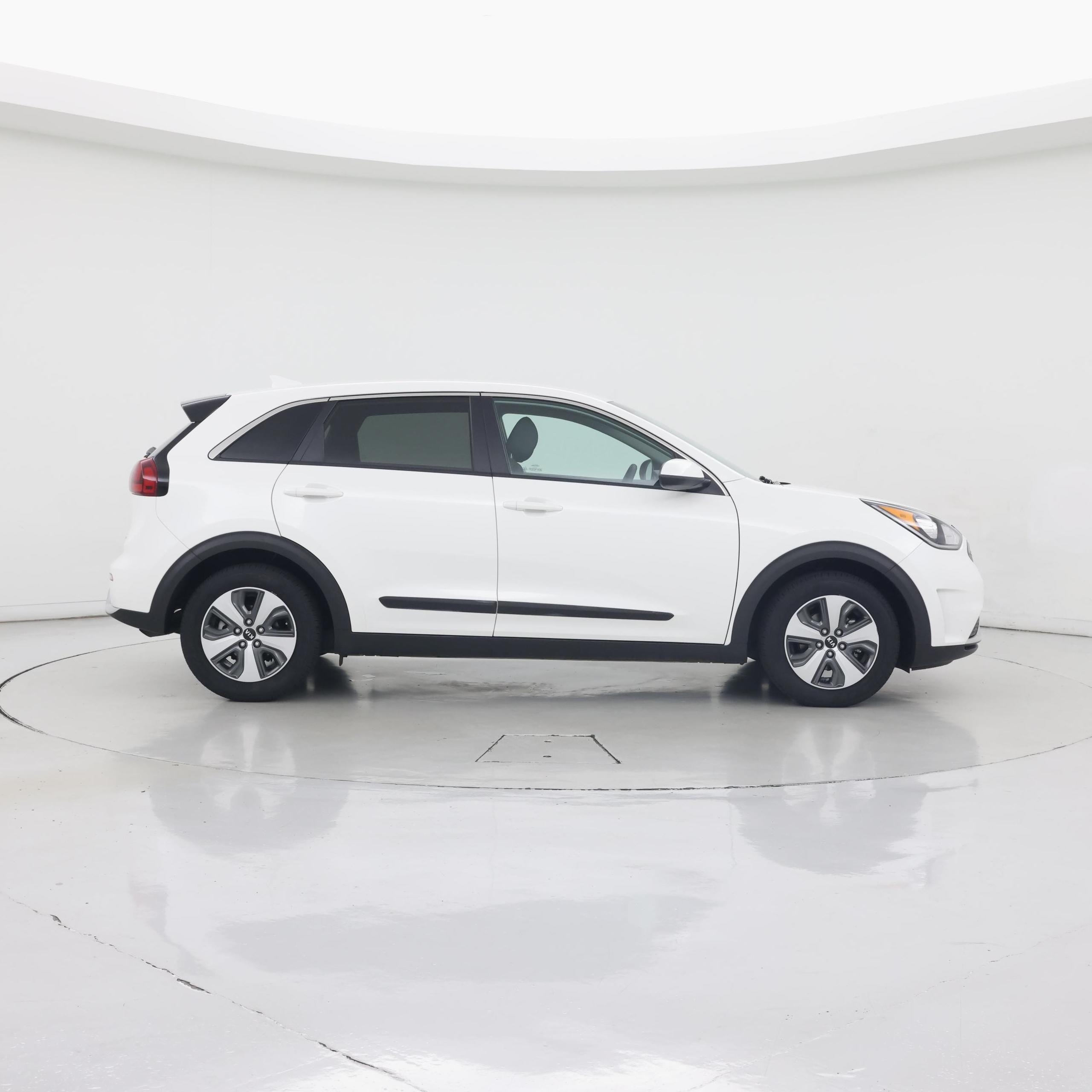 Thumbnail: 2018 Kia Niro - 7