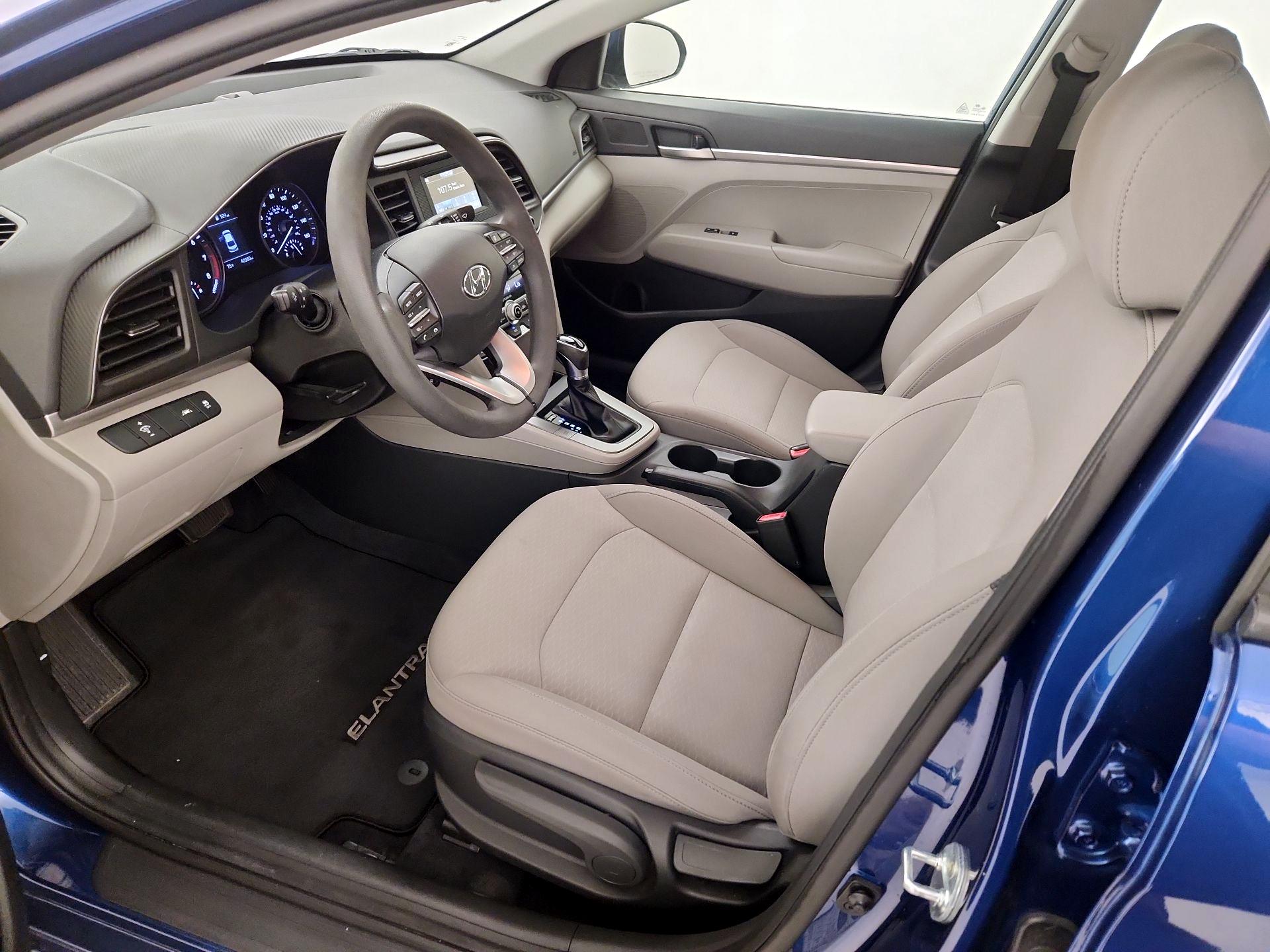 Thumbnail: 2020 Hyundai Elantra - 11