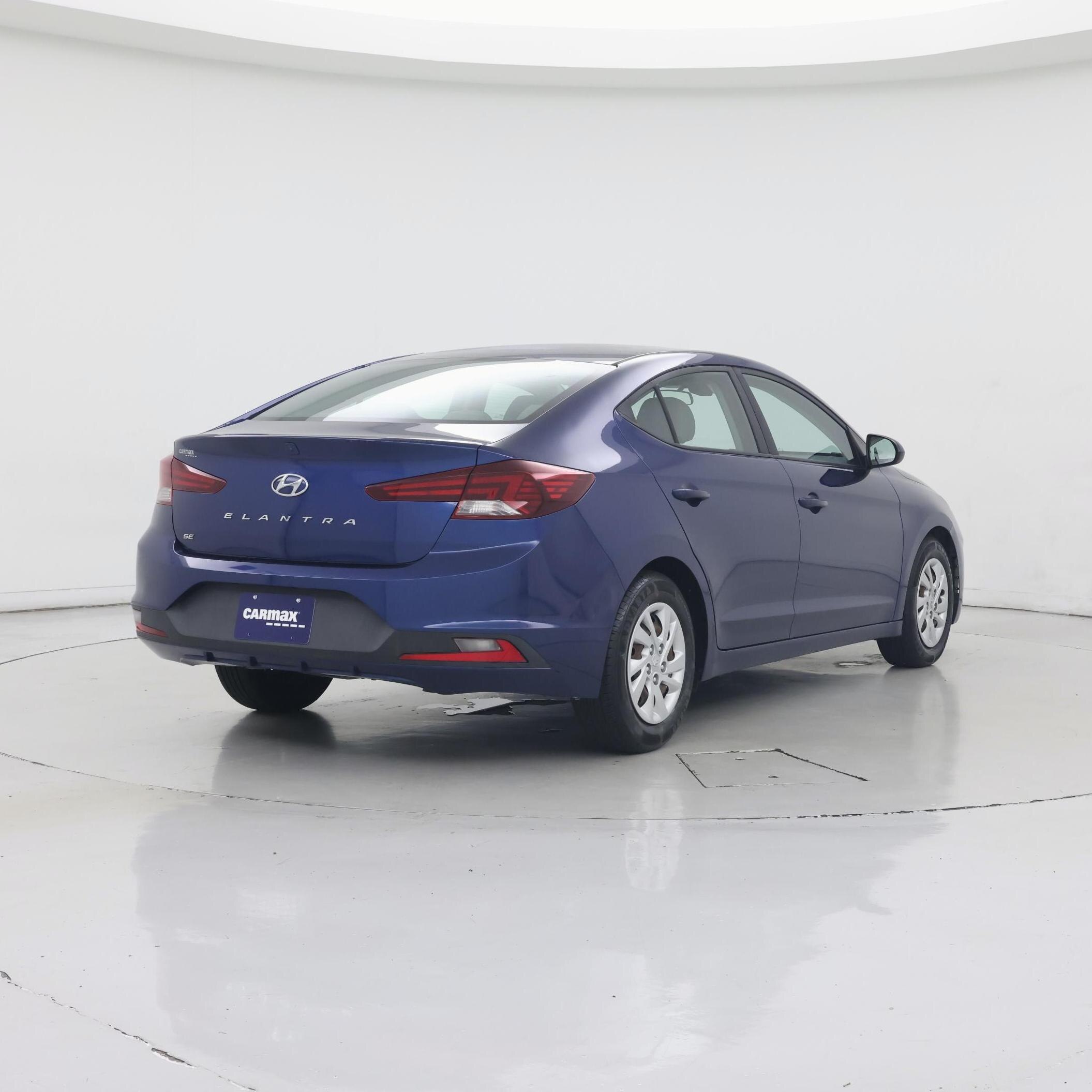 Thumbnail: 2020 Hyundai Elantra - 8