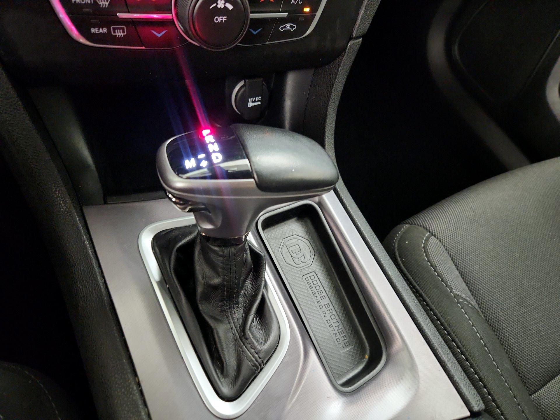 Thumbnail: 2020 Dodge Charger - 17
