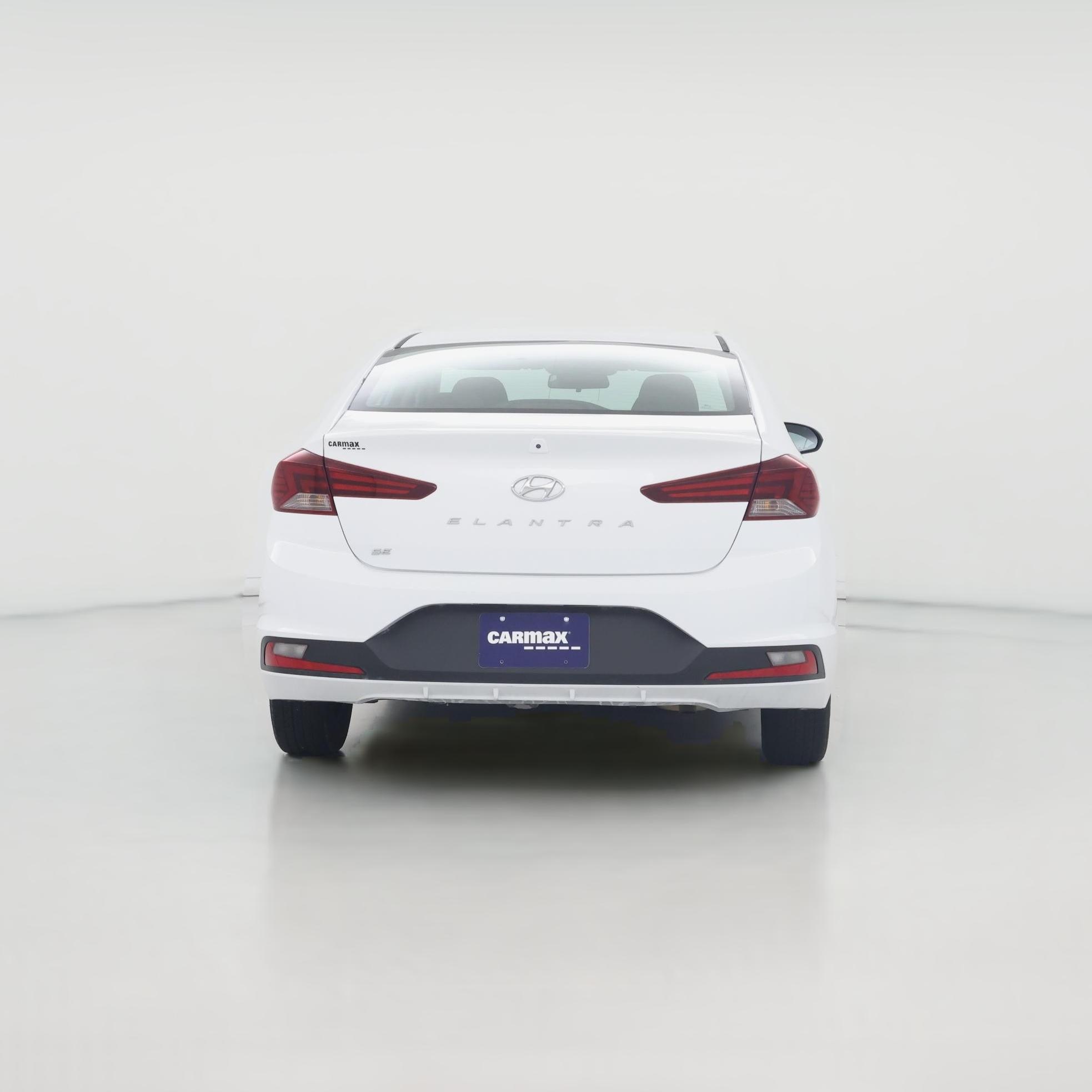 Thumbnail: 2019 Hyundai Elantra - 1