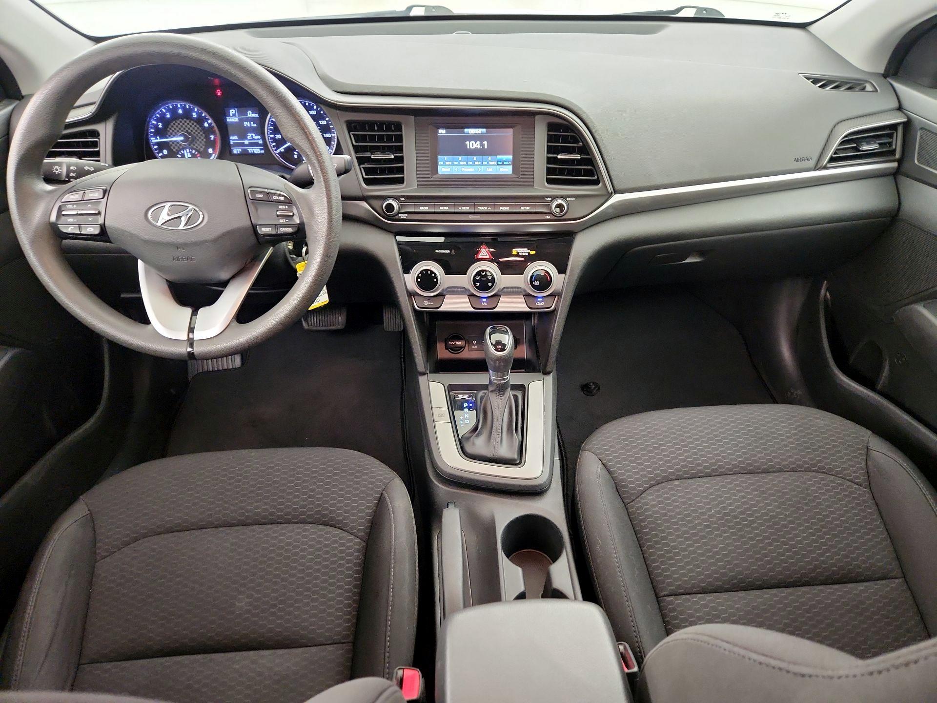 Thumbnail: 2019 Hyundai Elantra - 9