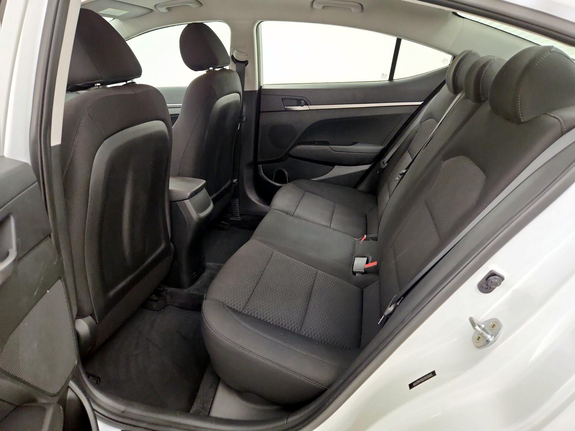 Thumbnail: 2019 Hyundai Elantra - 19