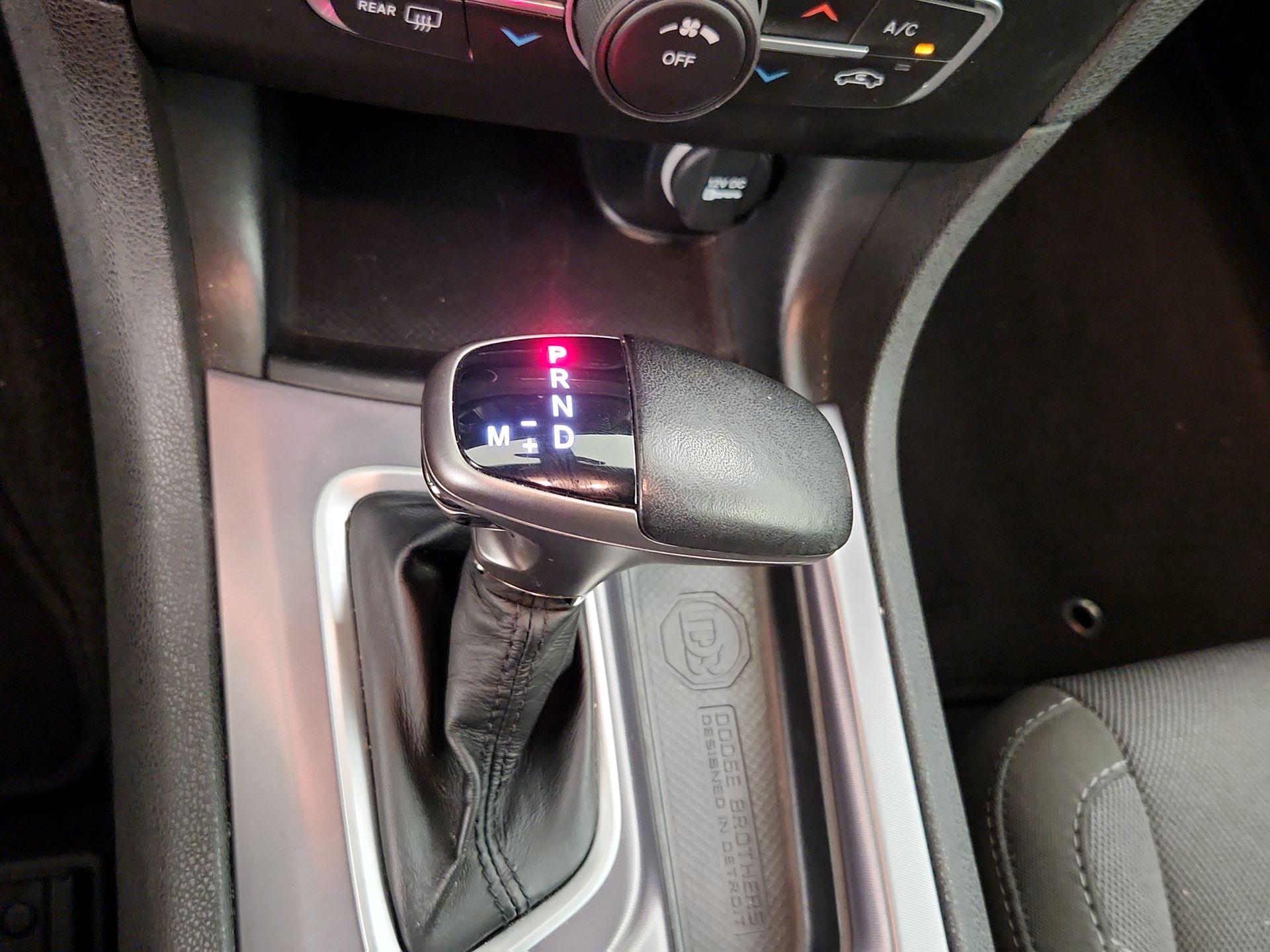 Thumbnail: 2020 Dodge Charger - 17