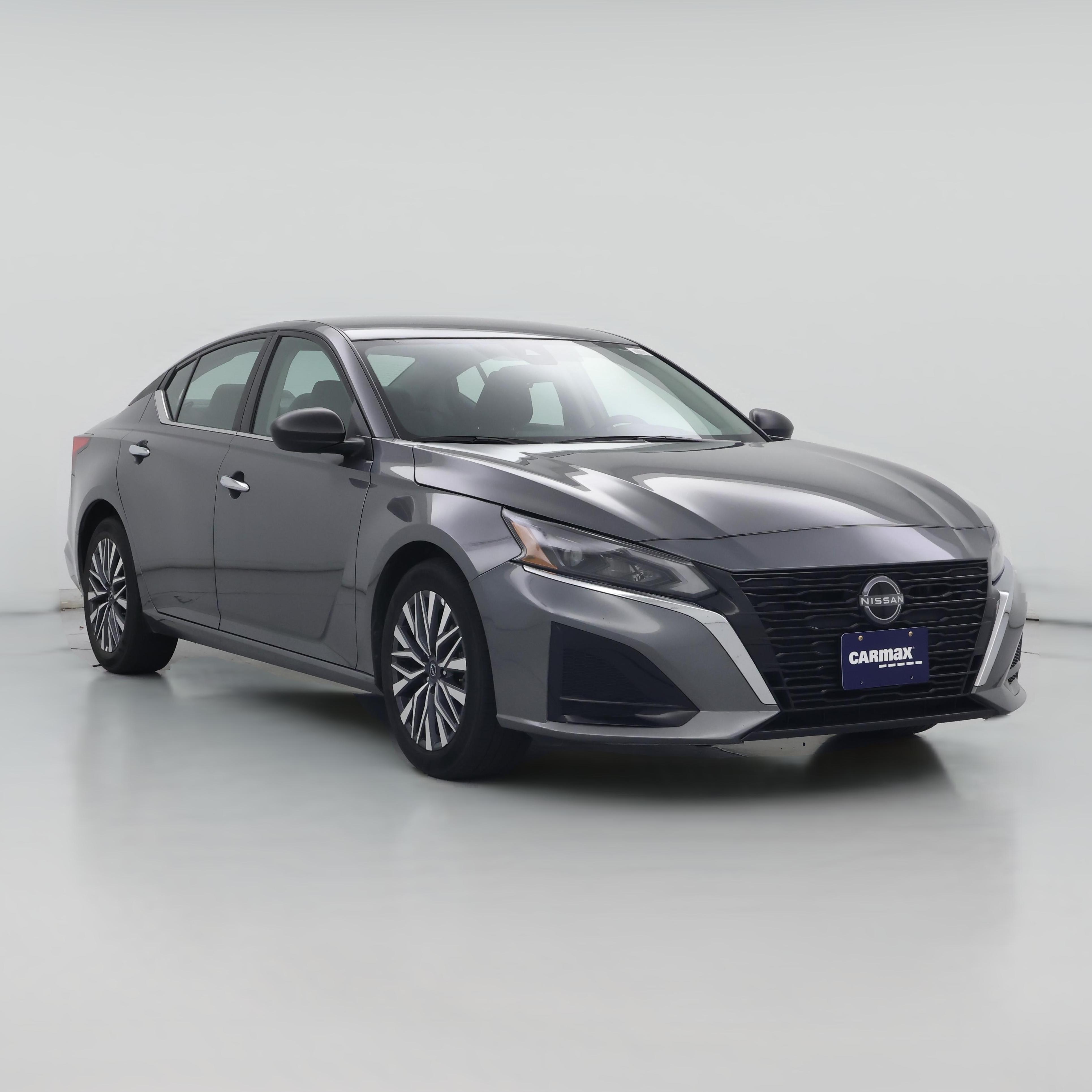 Thumbnail: 2025 Nissan Altima - 1