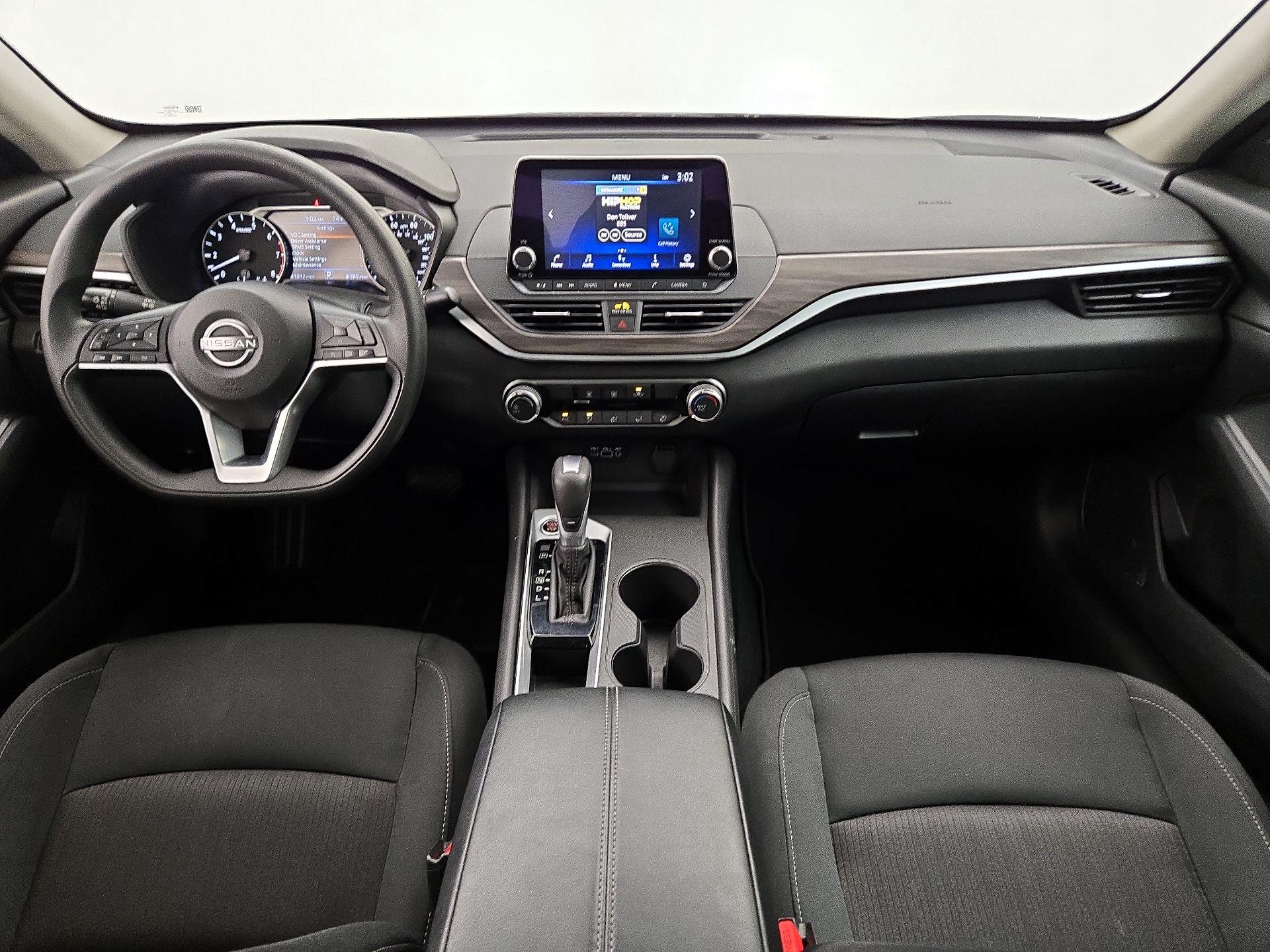 Thumbnail: 2025 Nissan Altima - 9