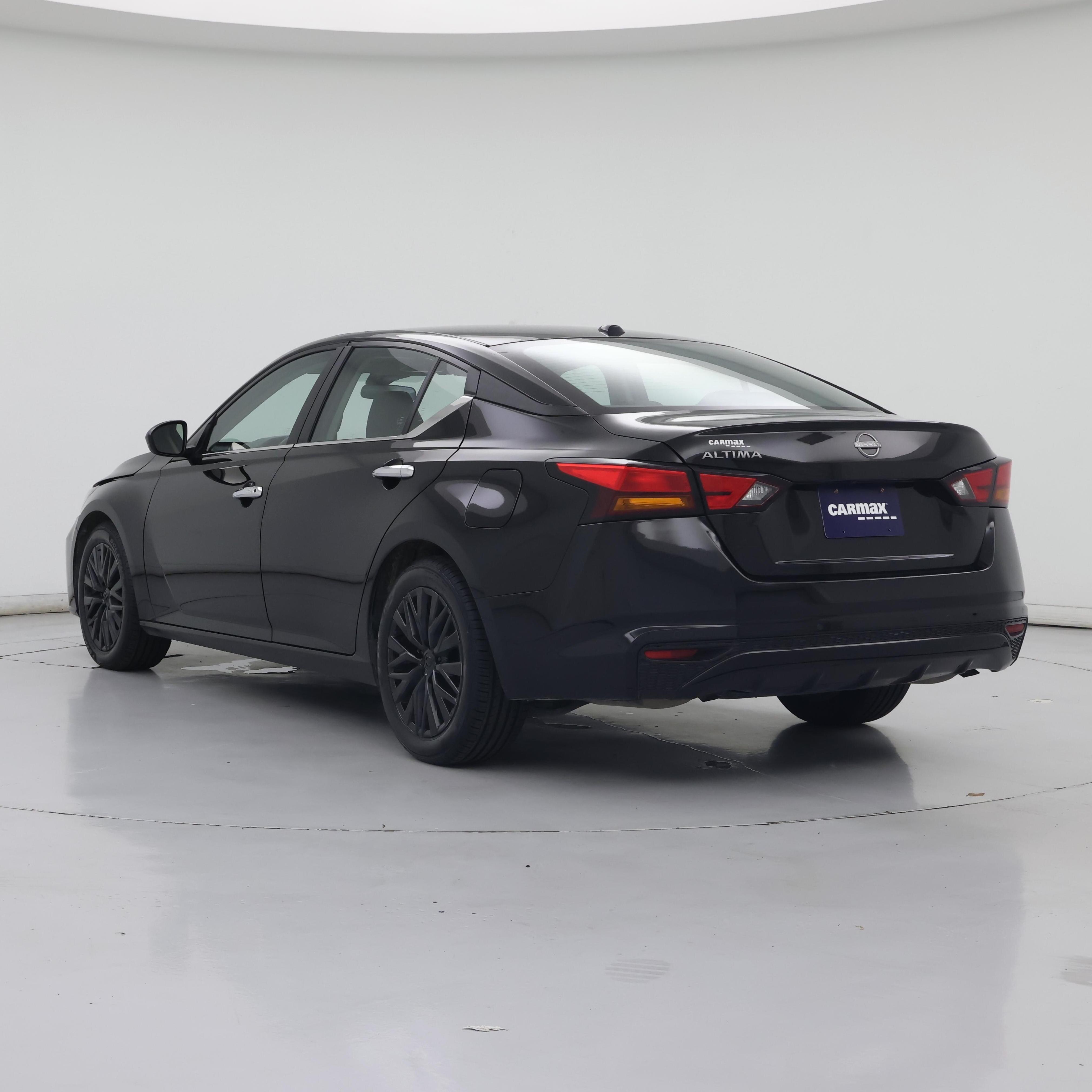Thumbnail: 2025 Nissan Altima - 2