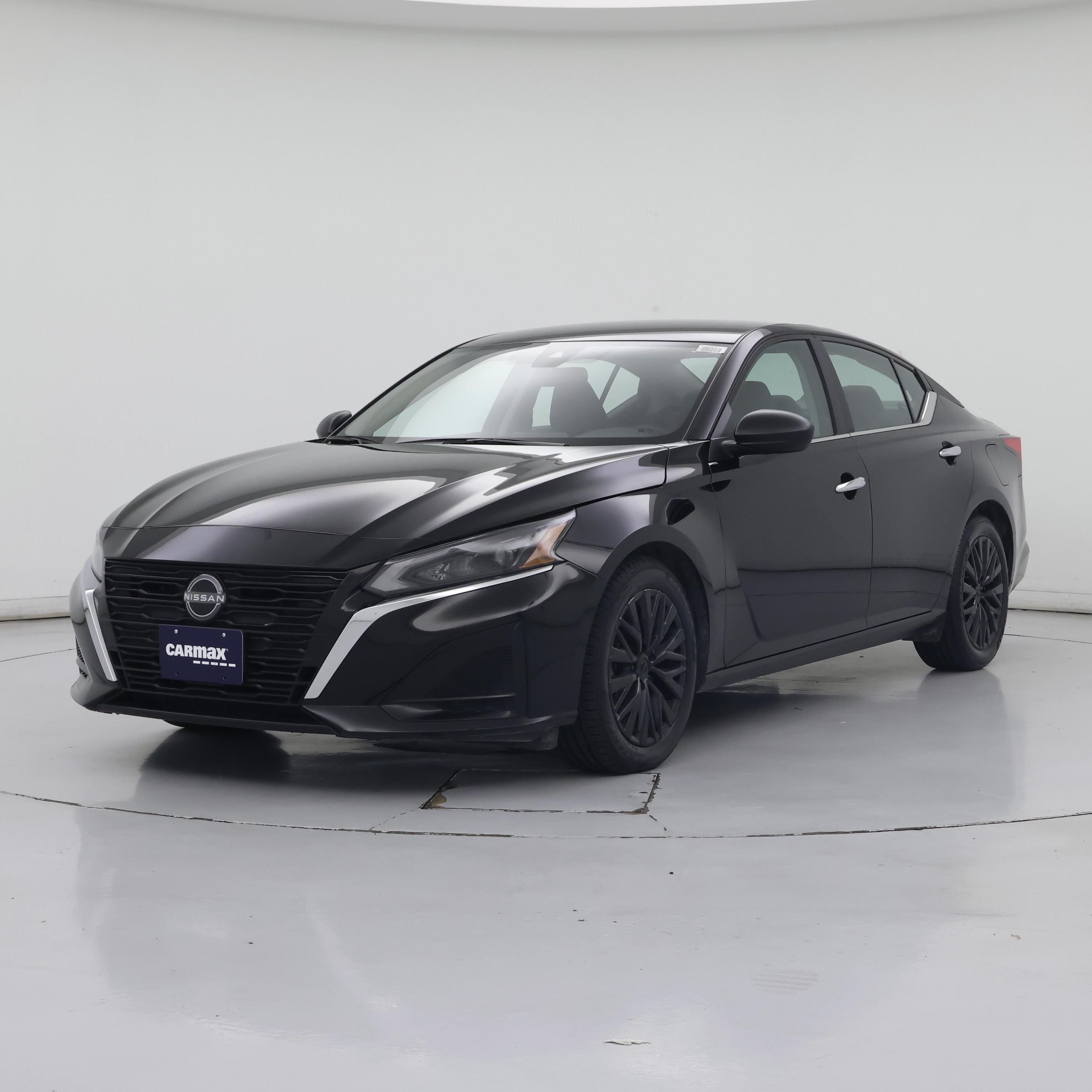 Thumbnail: 2025 Nissan Altima - 4