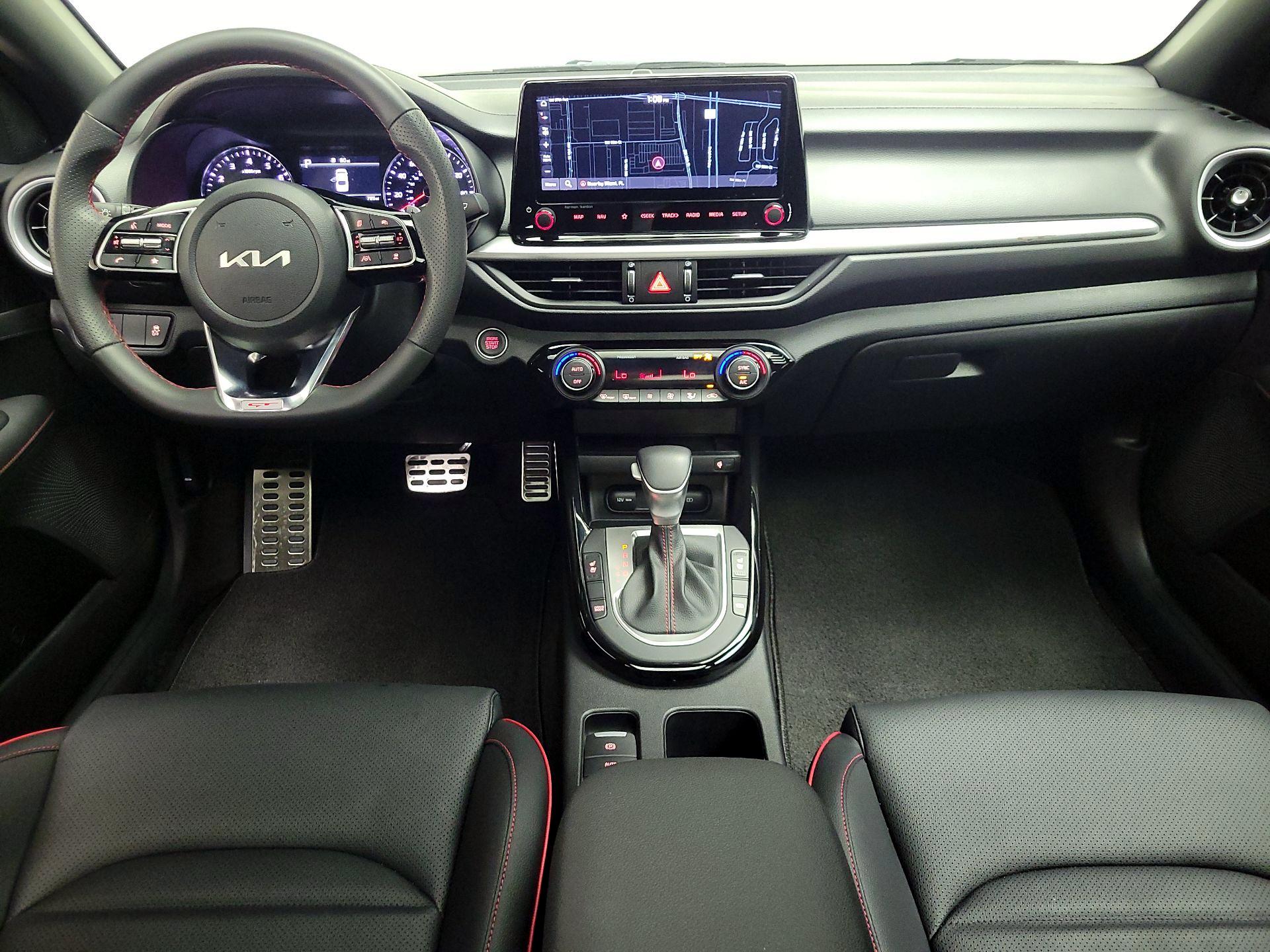 Thumbnail: 2024 Kia Forte - 9