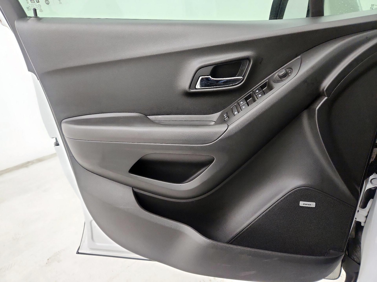 2020 Chevrolet Trax LT - Photo 11