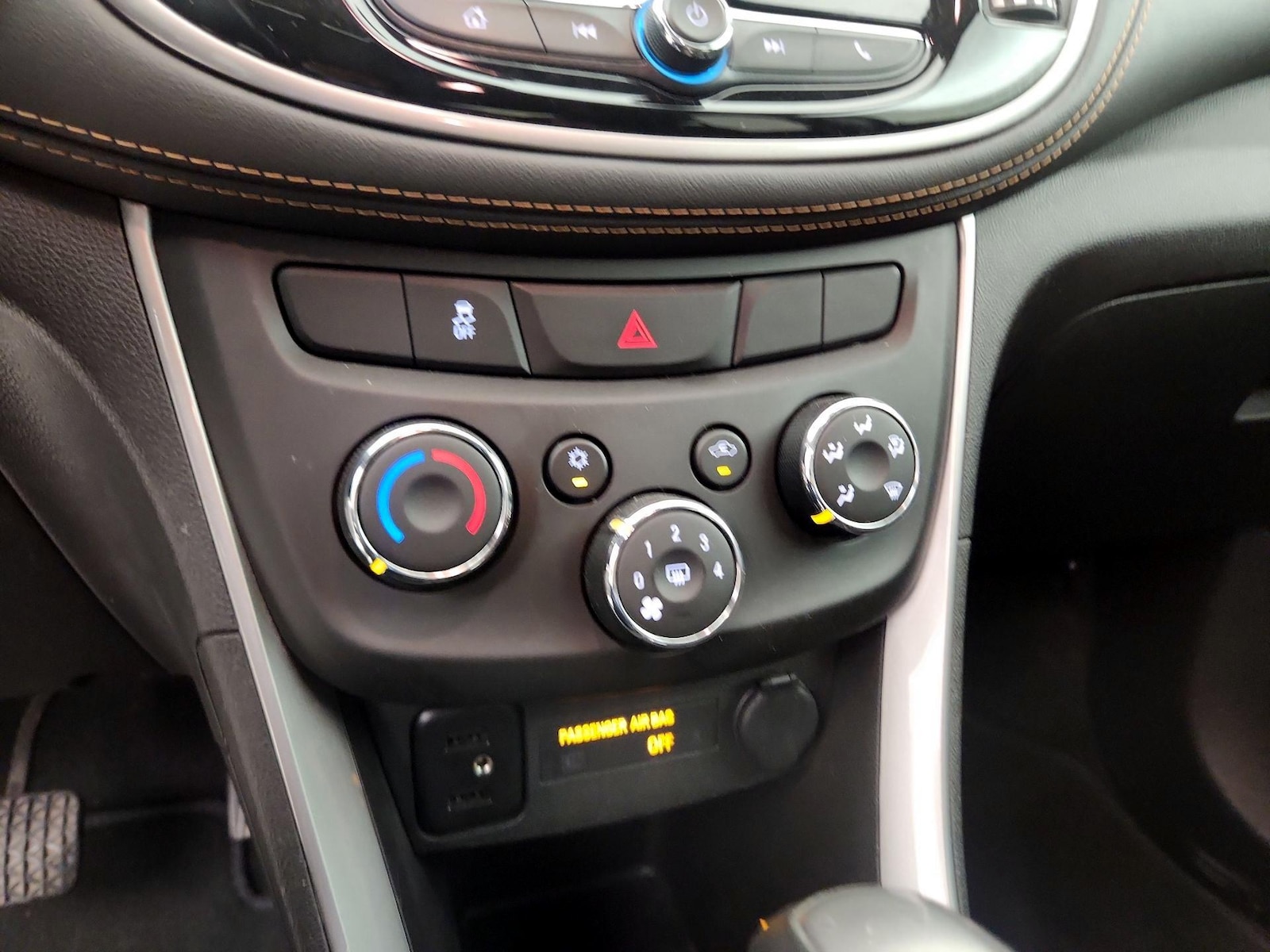 2020 Chevrolet Trax LT - Photo 15