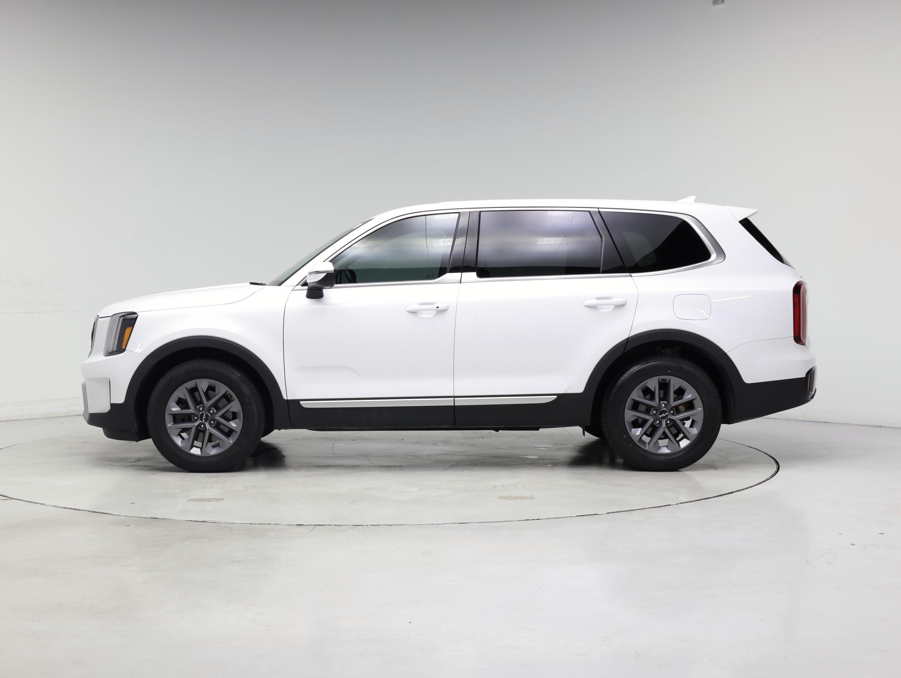 Thumbnail: 2024 Kia Telluride - 3