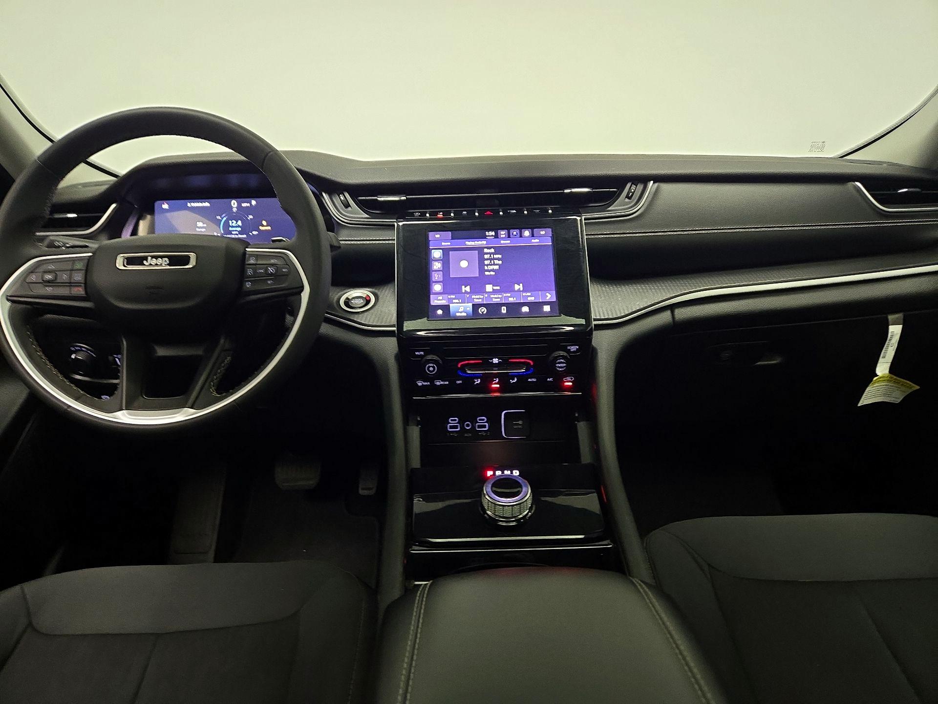 Thumbnail: 2023 Jeep Grand Cherokee - 9