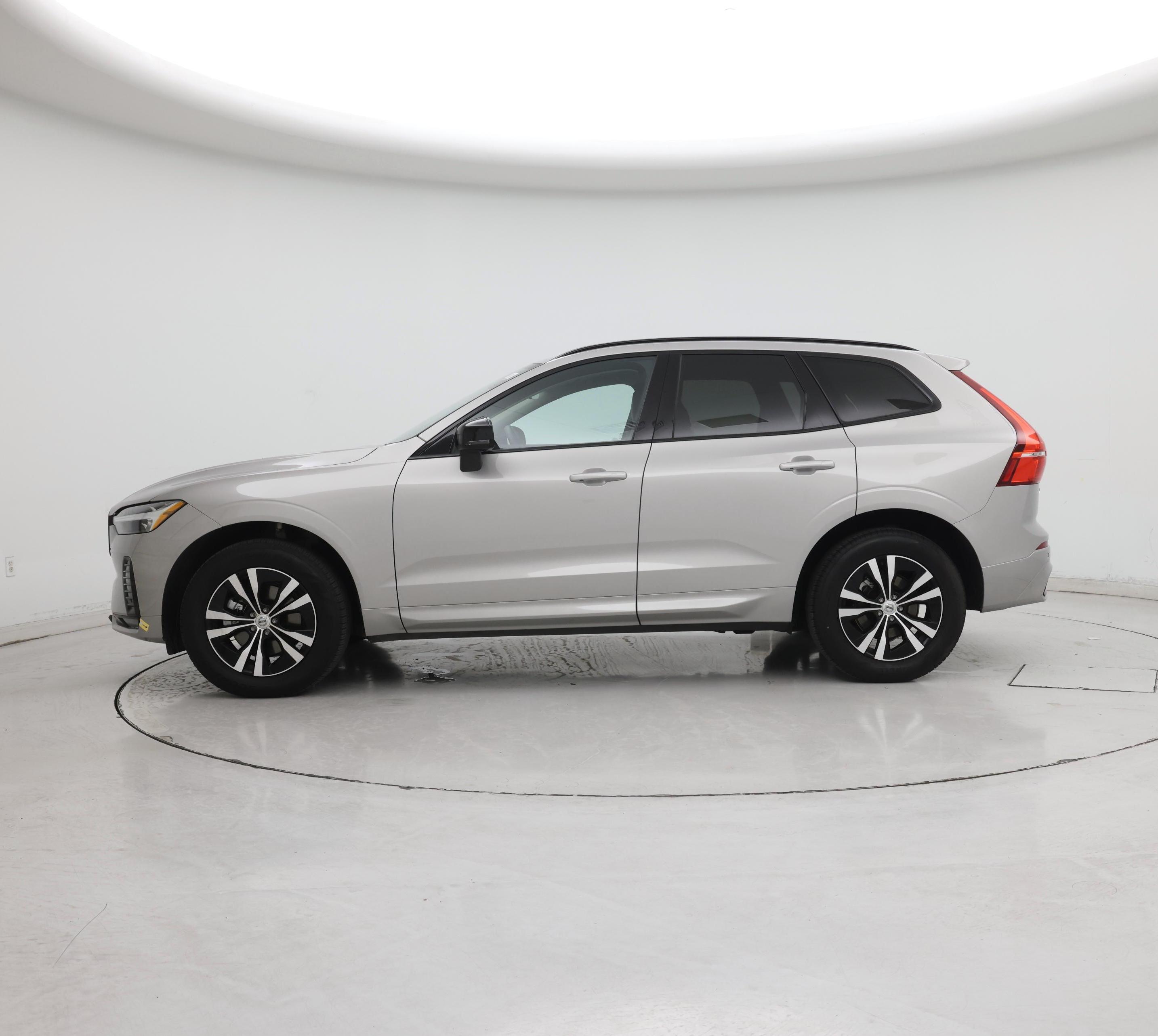 Thumbnail: 2024 Volvo XC60 - 3