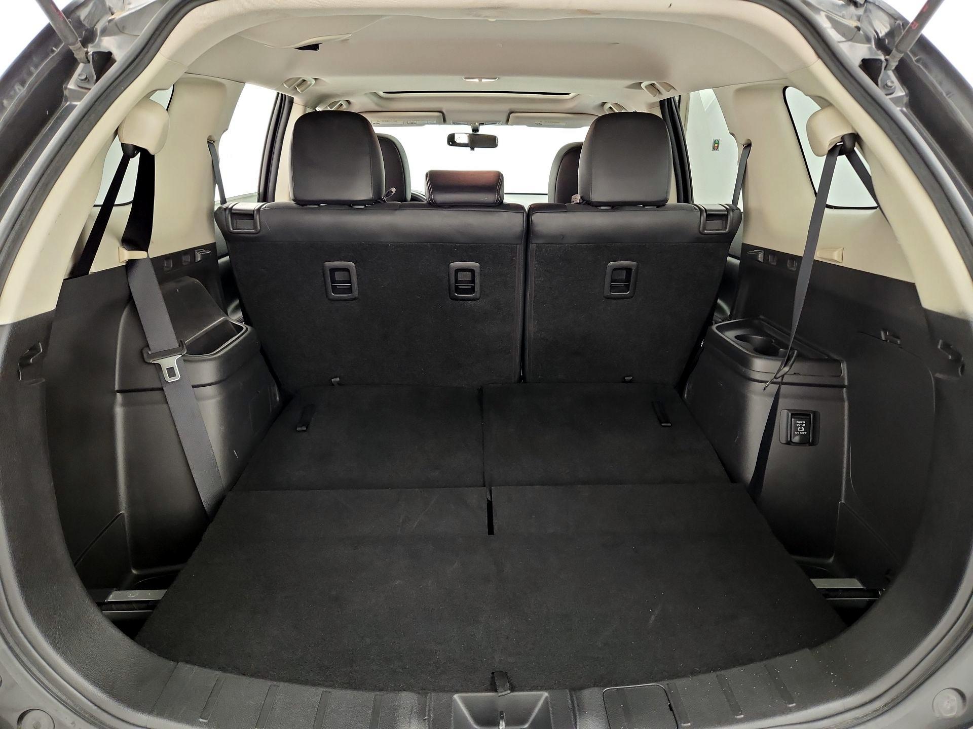 Thumbnail: 2019 Mitsubishi Outlander - 20