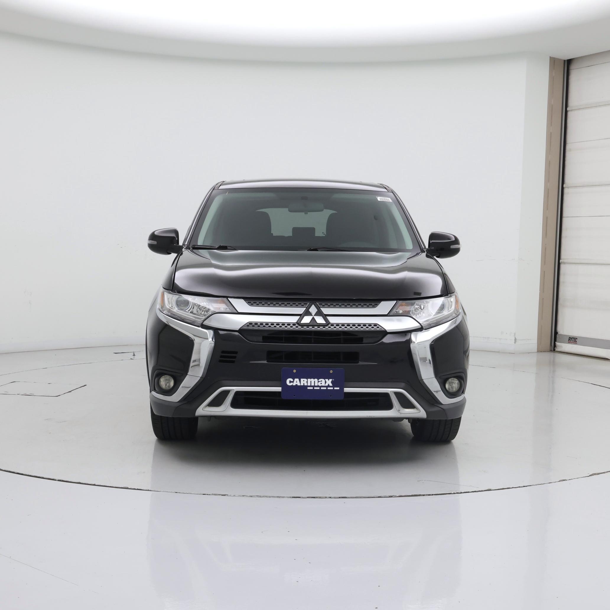 Thumbnail: 2019 Mitsubishi Outlander - 5