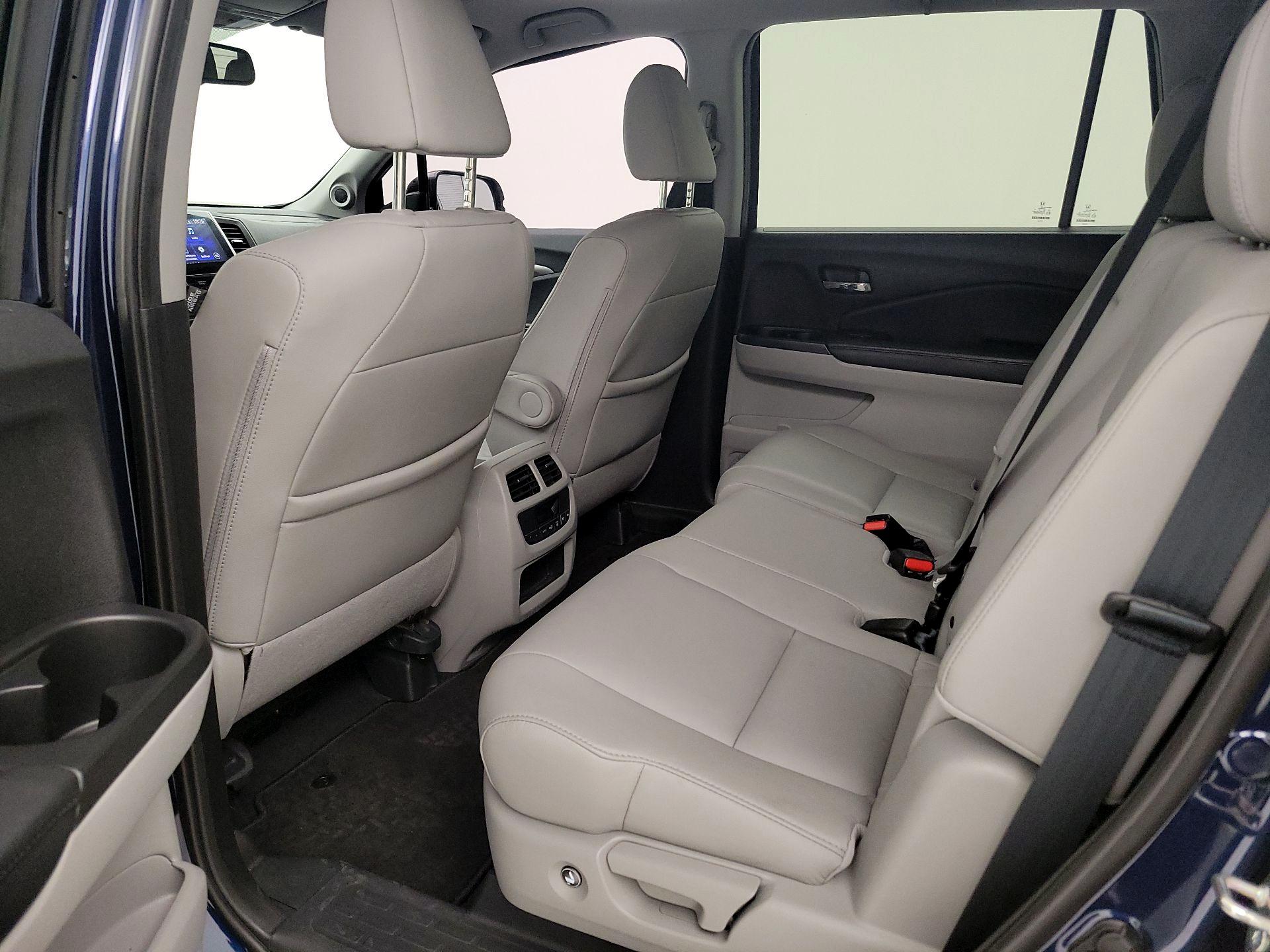 Thumbnail: 2018 Honda Pilot - 20
