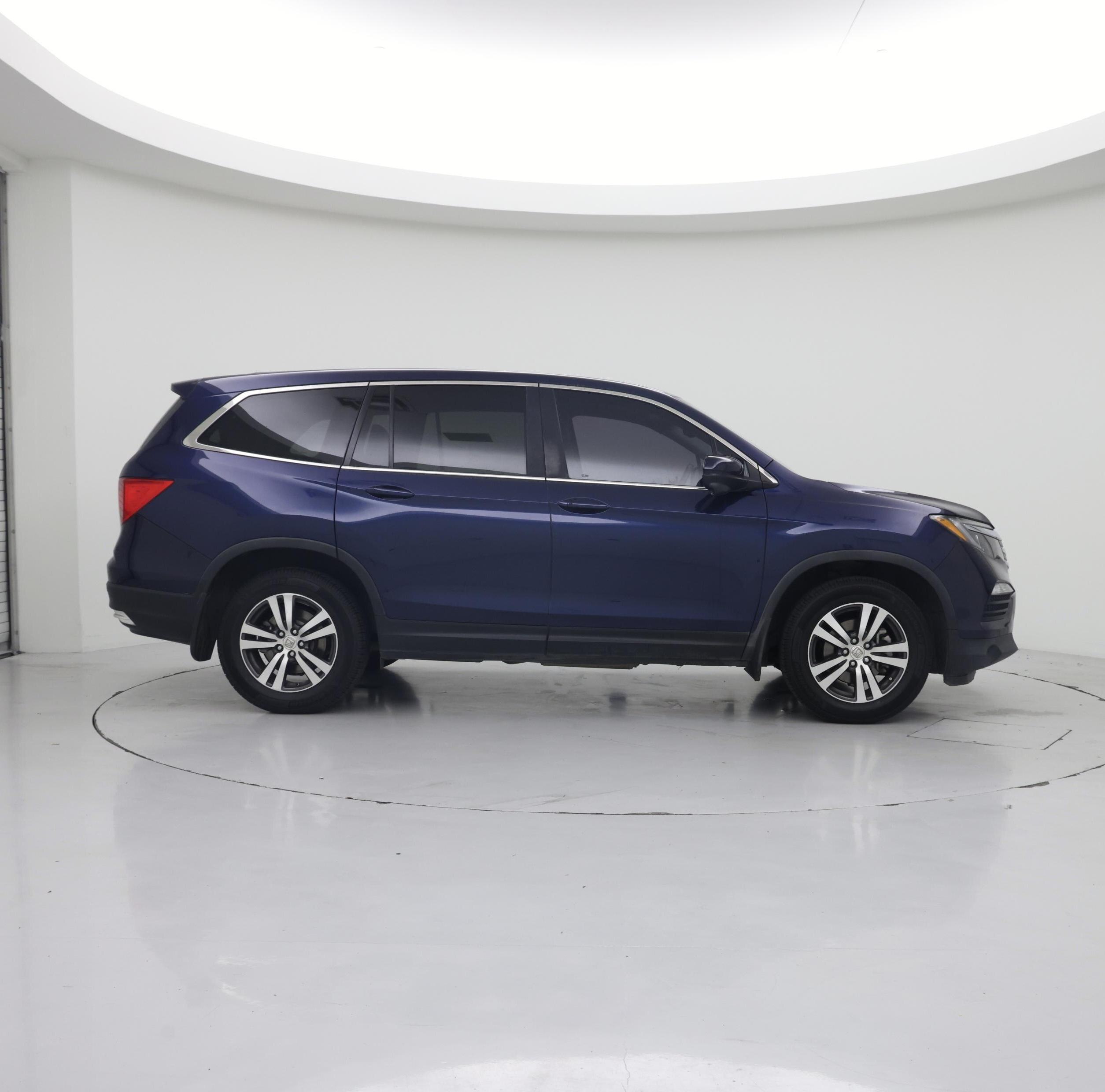Thumbnail: 2018 Honda Pilot - 7