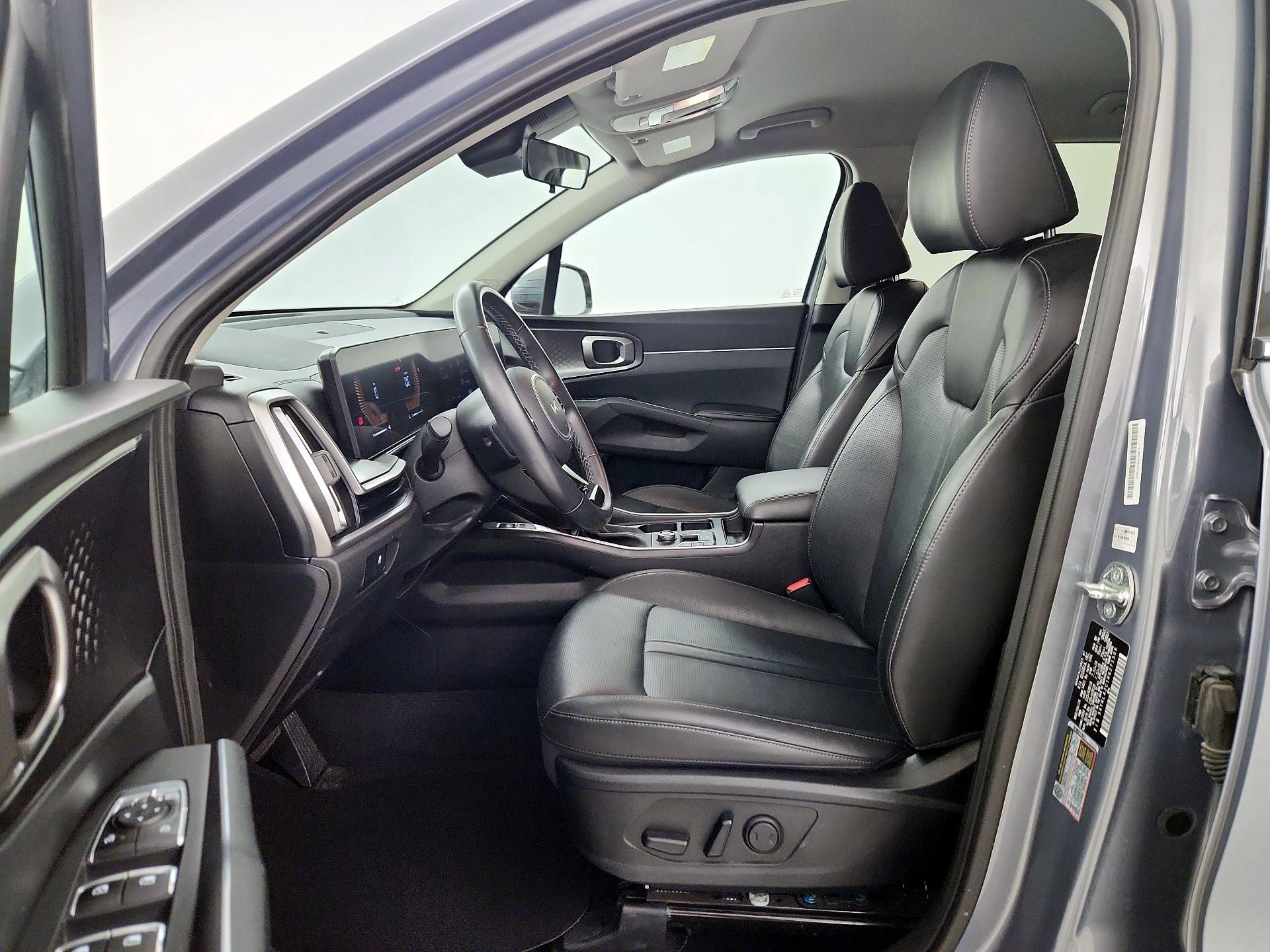 Thumbnail: 2024 Kia Sorento - 11