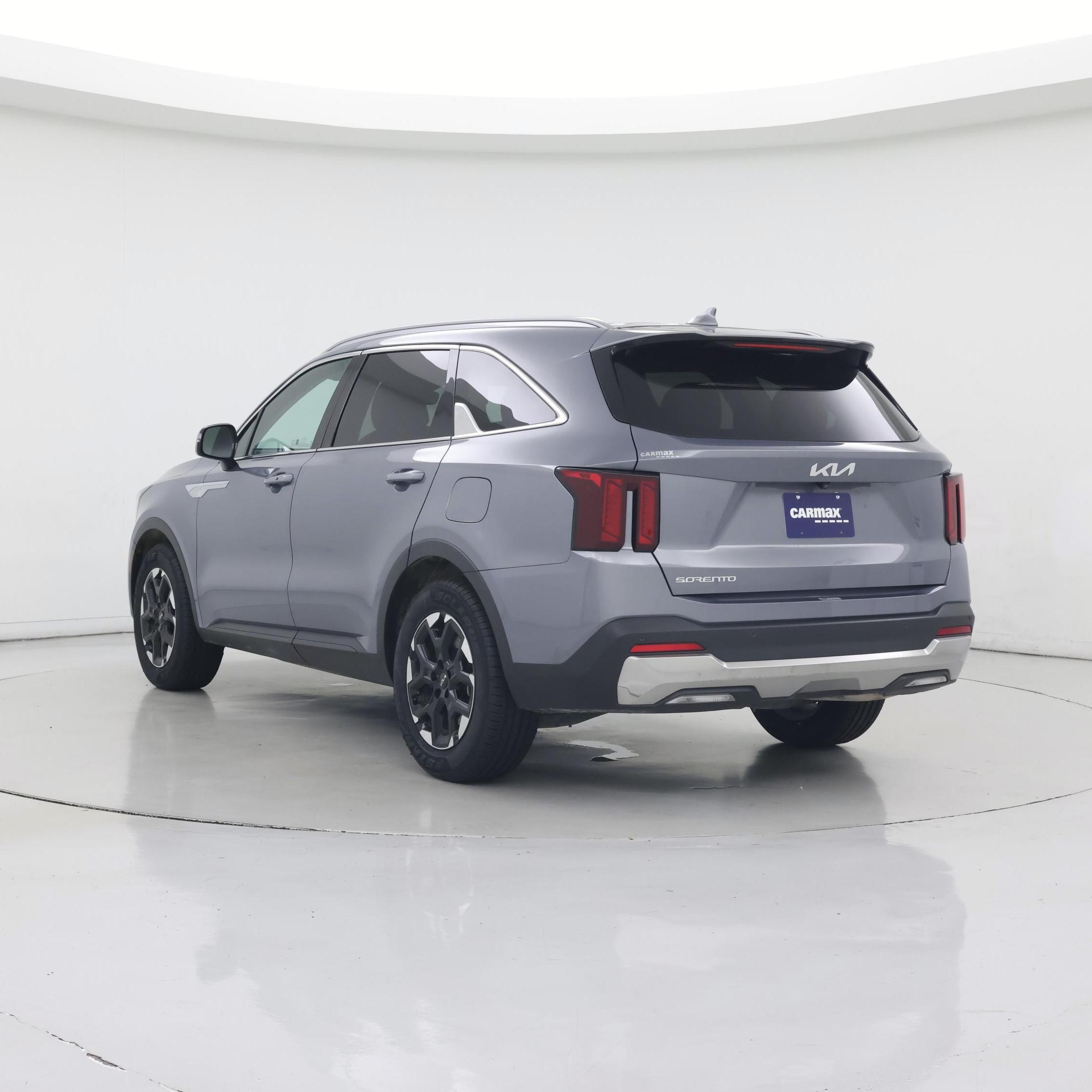 Thumbnail: 2024 Kia Sorento - 2